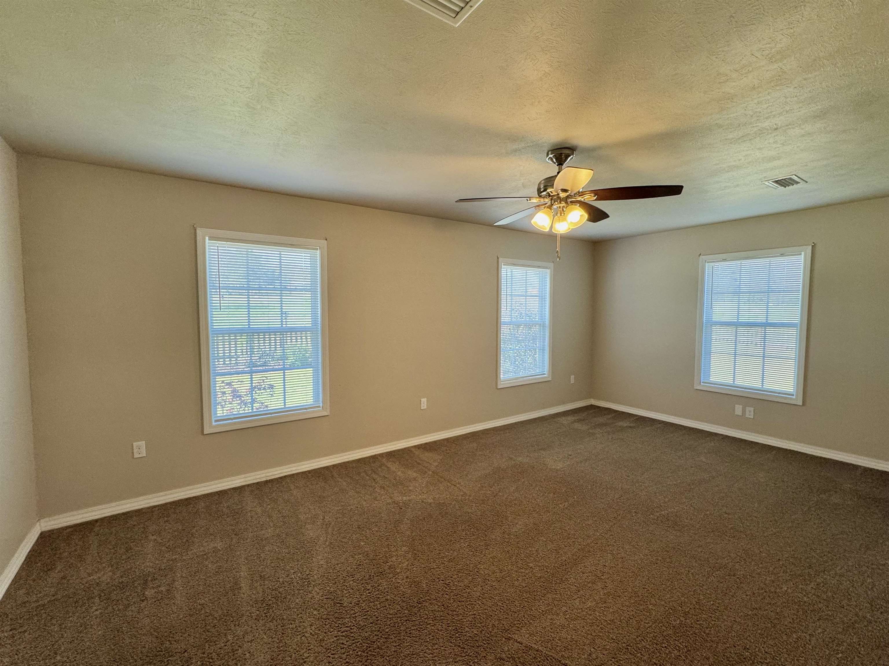 25 Heritage Lane Melbourne, AR 72556
