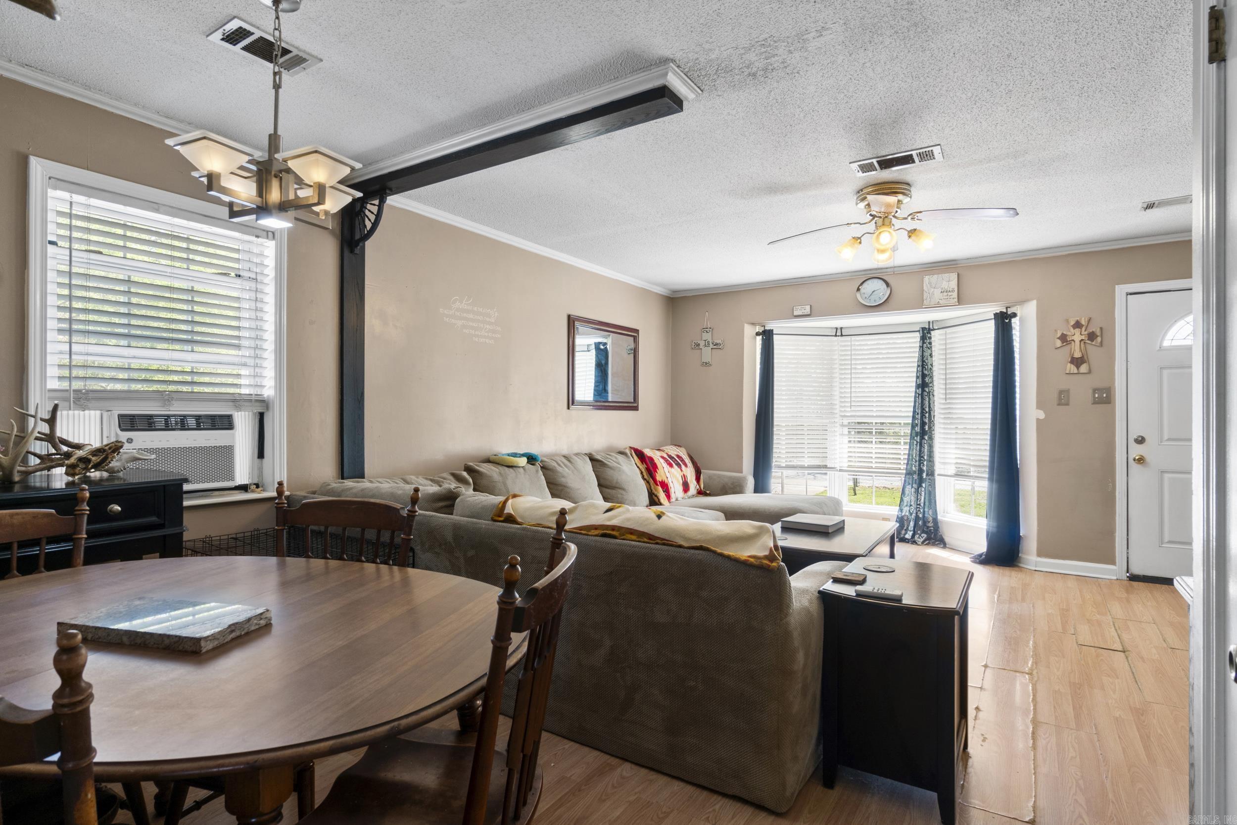 105 N Main  Mayflower, AR