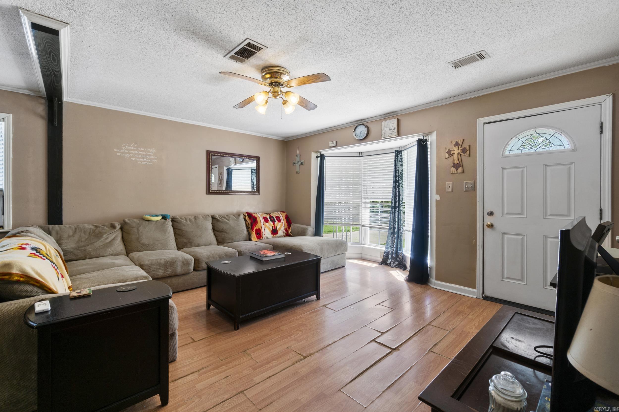 105 N Main  Mayflower, AR