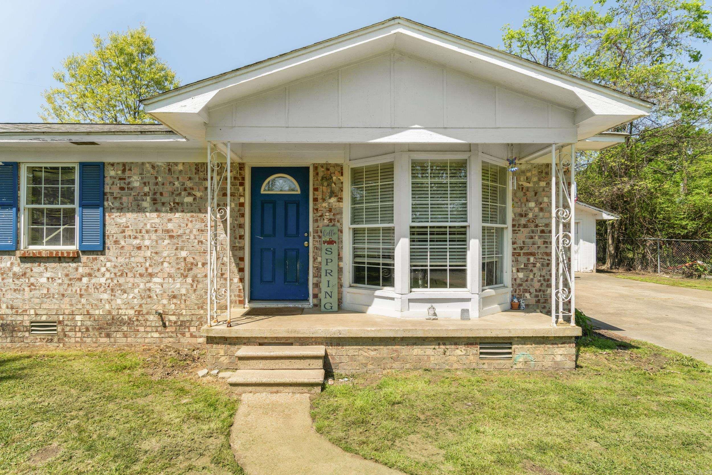 105 N Main  Mayflower, AR