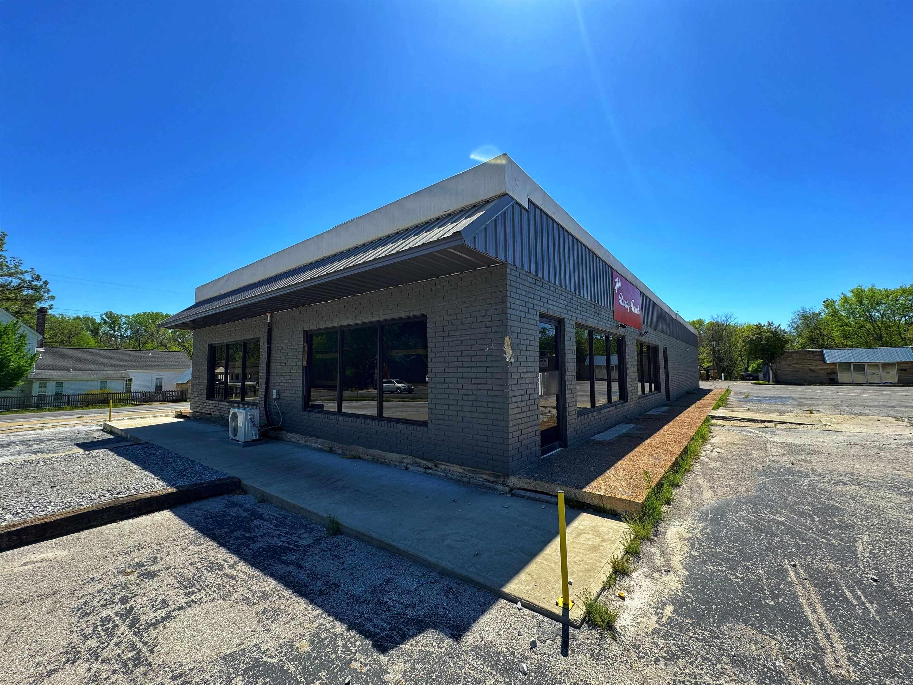511 N Central  Batesville, AR