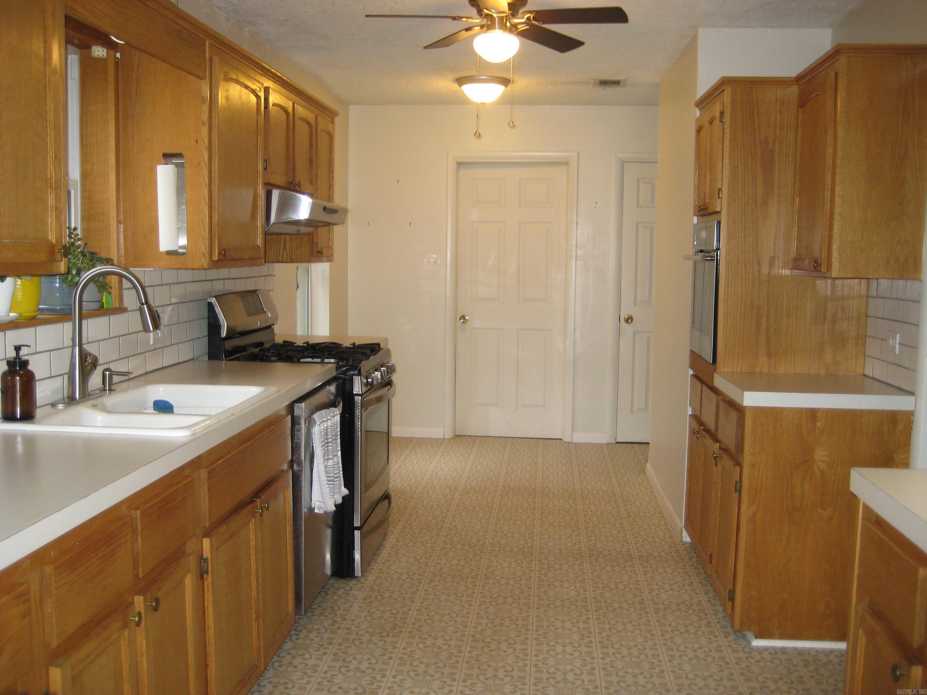 1806  Hwy 8 East  Mena, AR