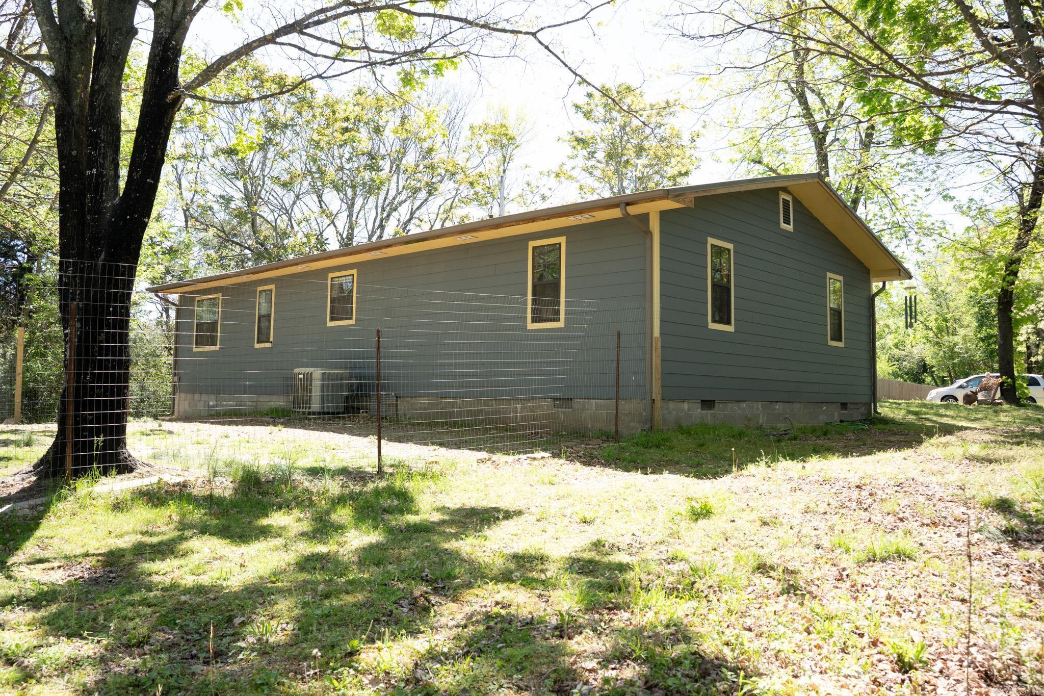 103 E Fair  Marshall, AR