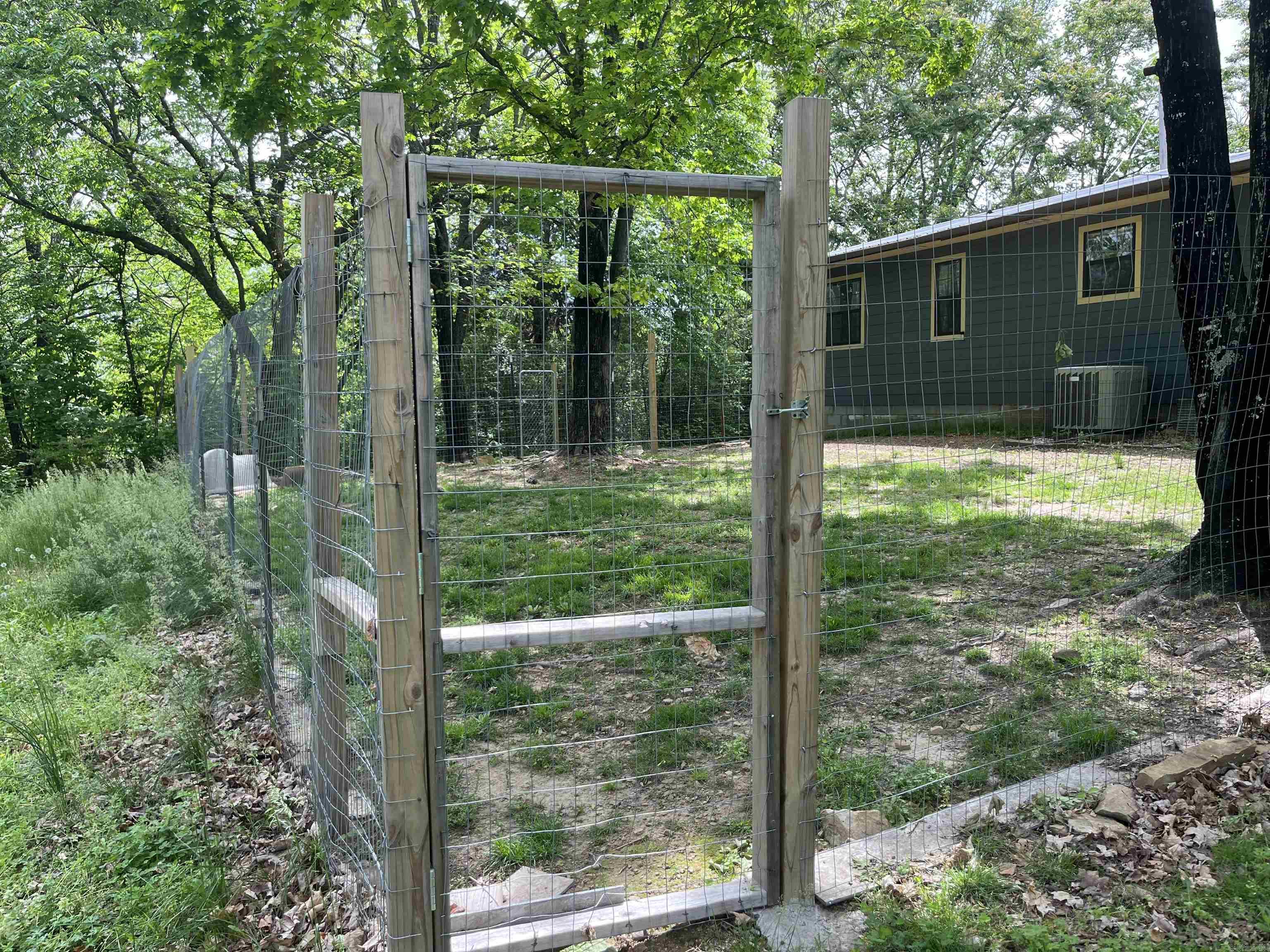 103 E Fair  Marshall, AR