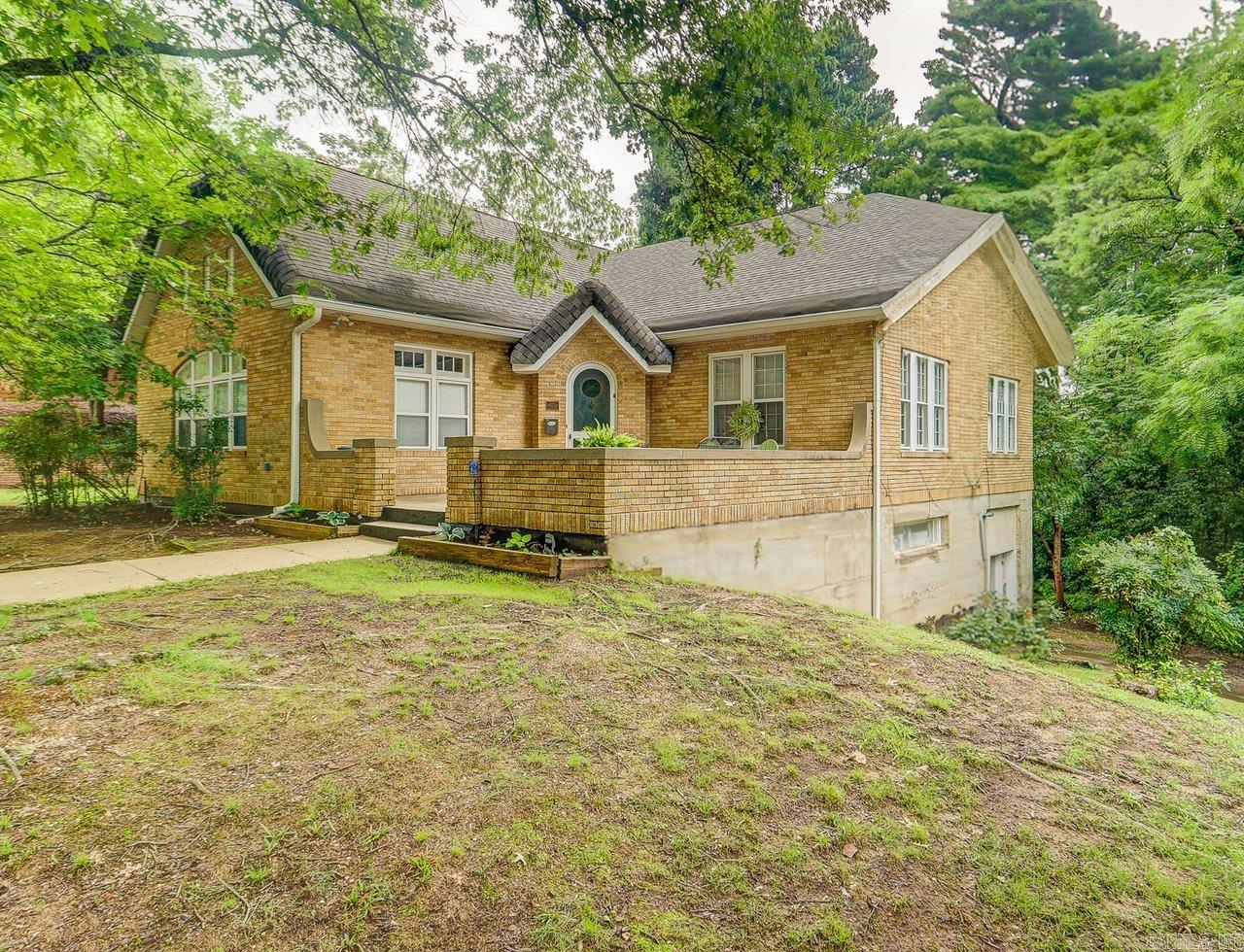 915 Prospect  Hot Springs, AR