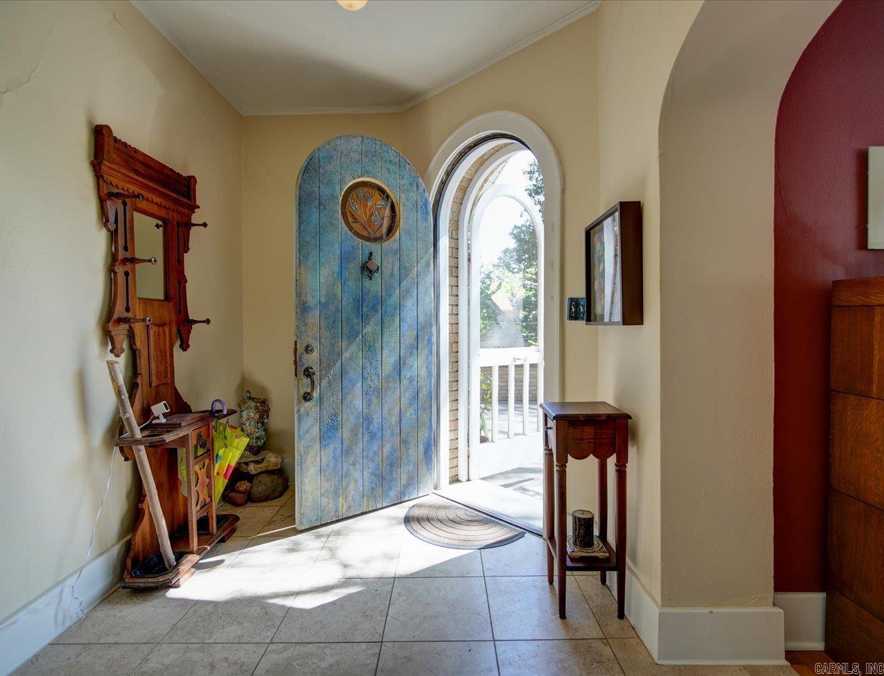 915  Prospect  Hot Springs, AR