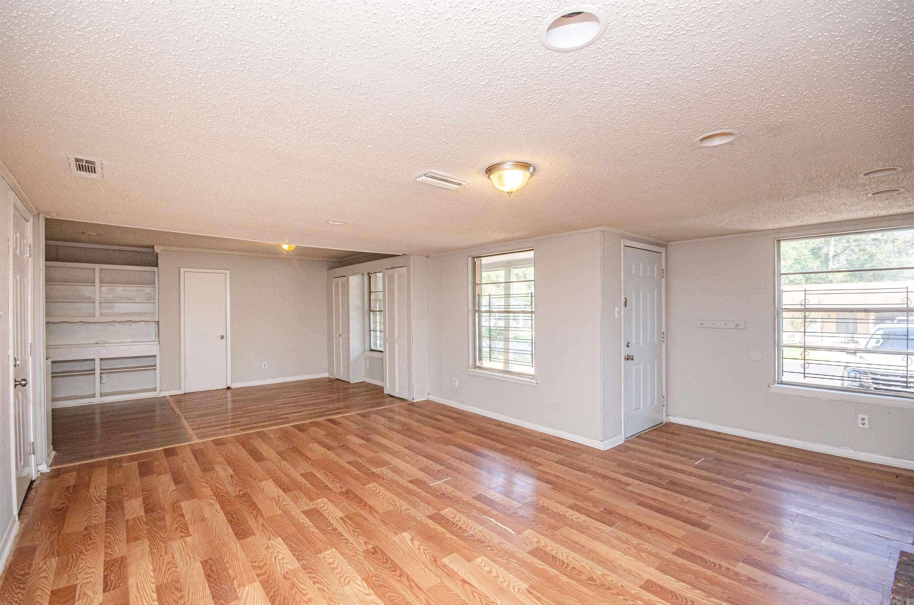6105  Denham  Little Rock, AR