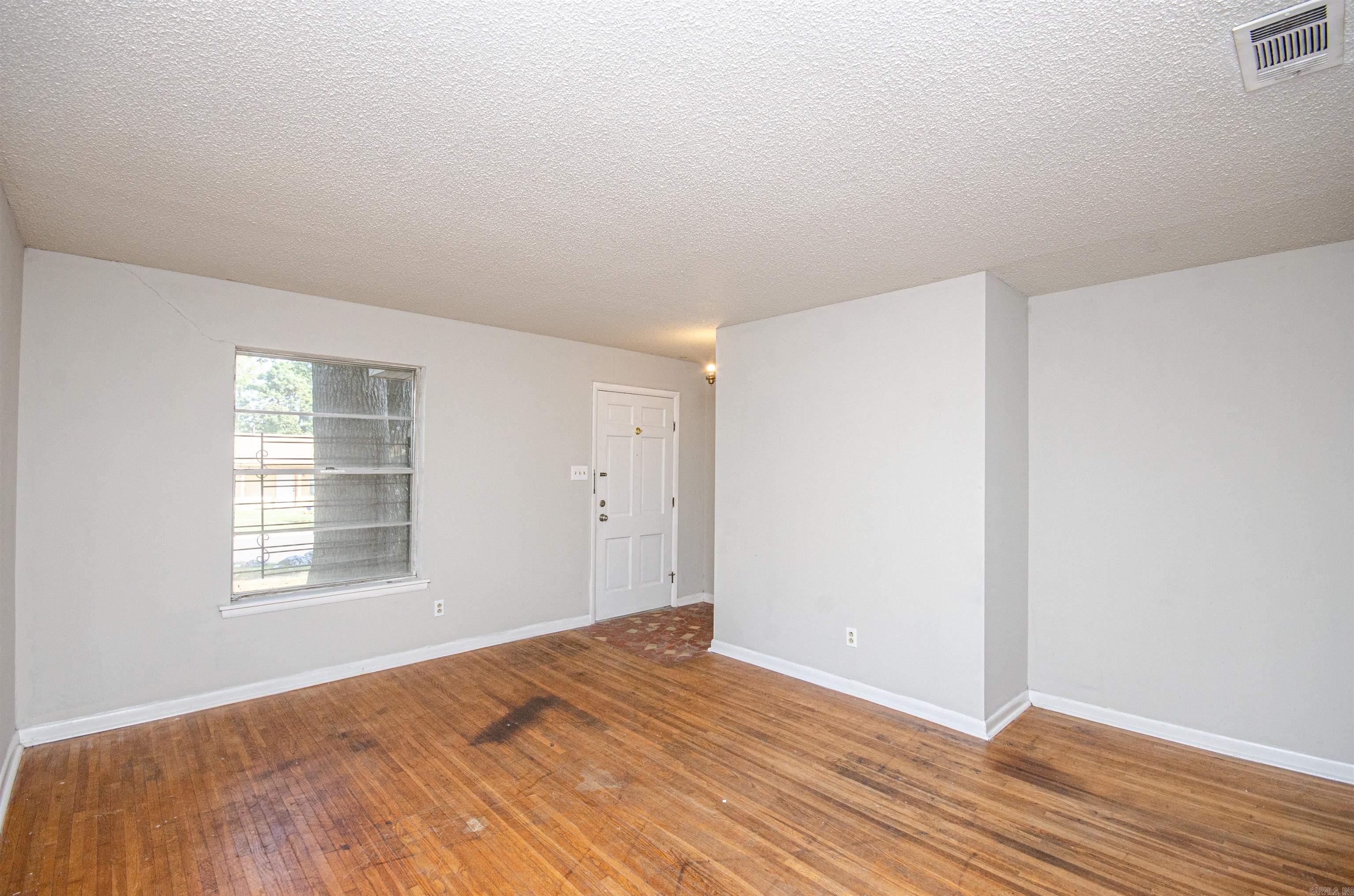 6105  Denham  Little Rock, AR