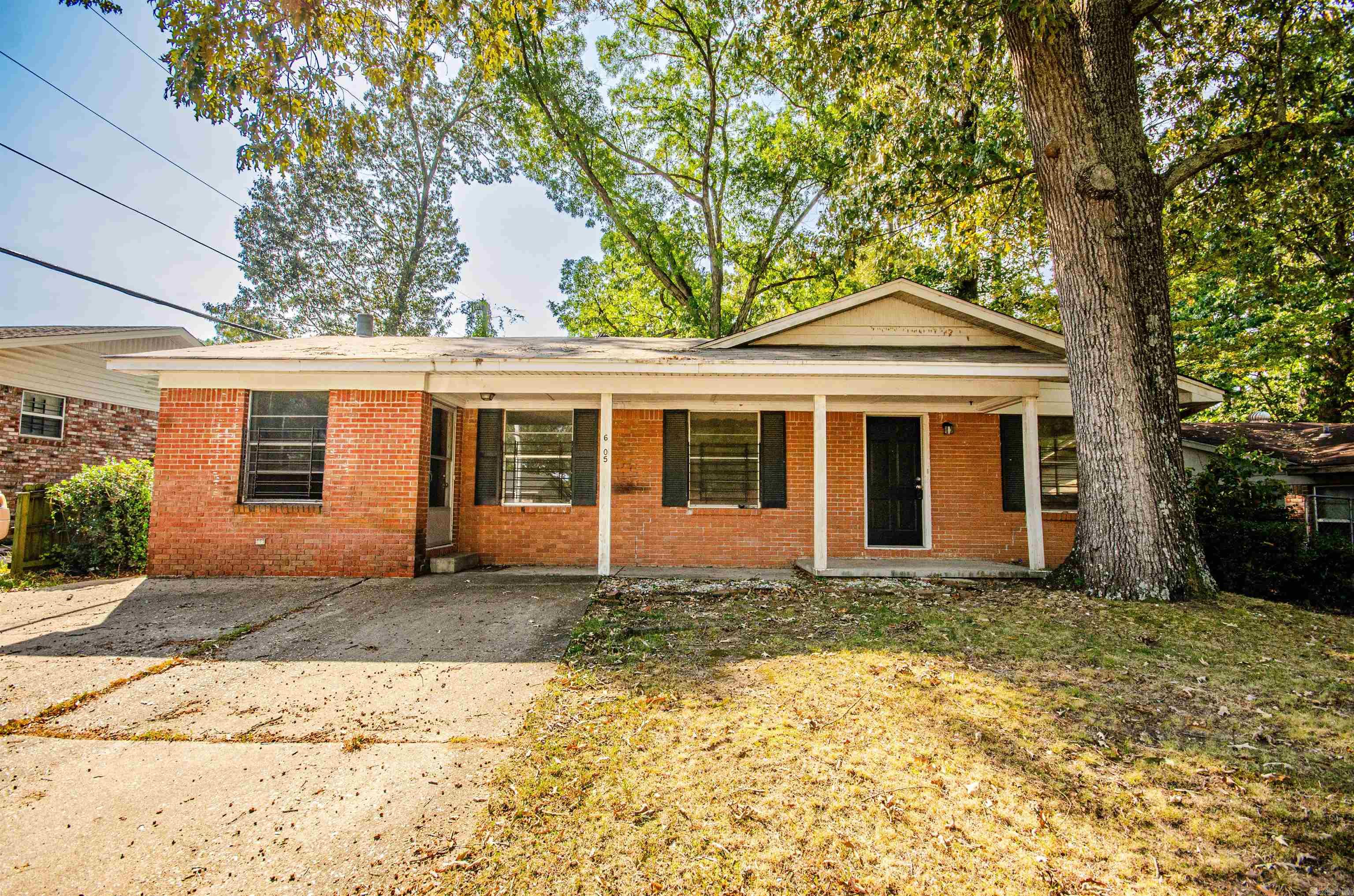 6105  Denham  Little Rock, AR