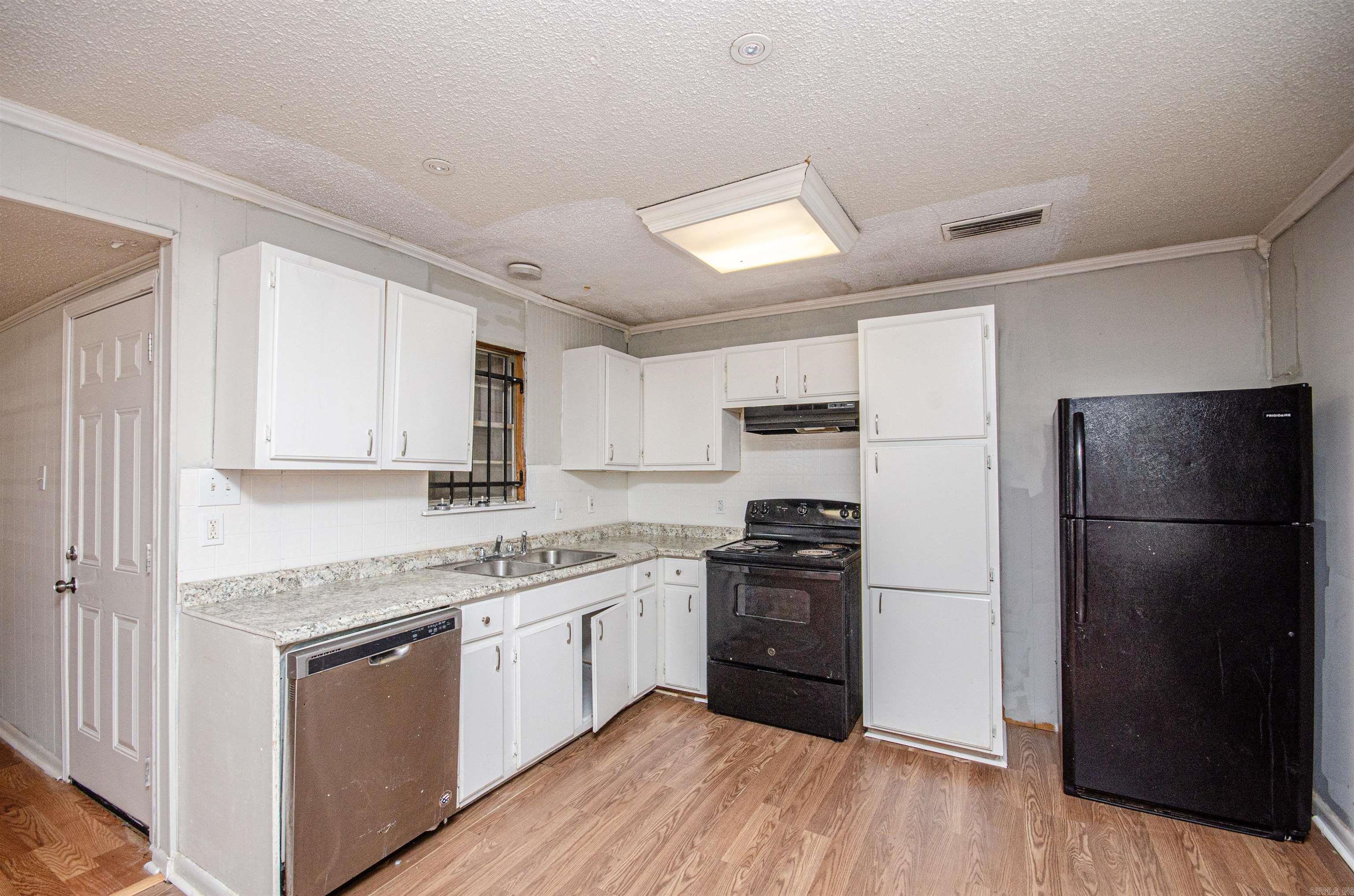 6105  Denham  Little Rock, AR