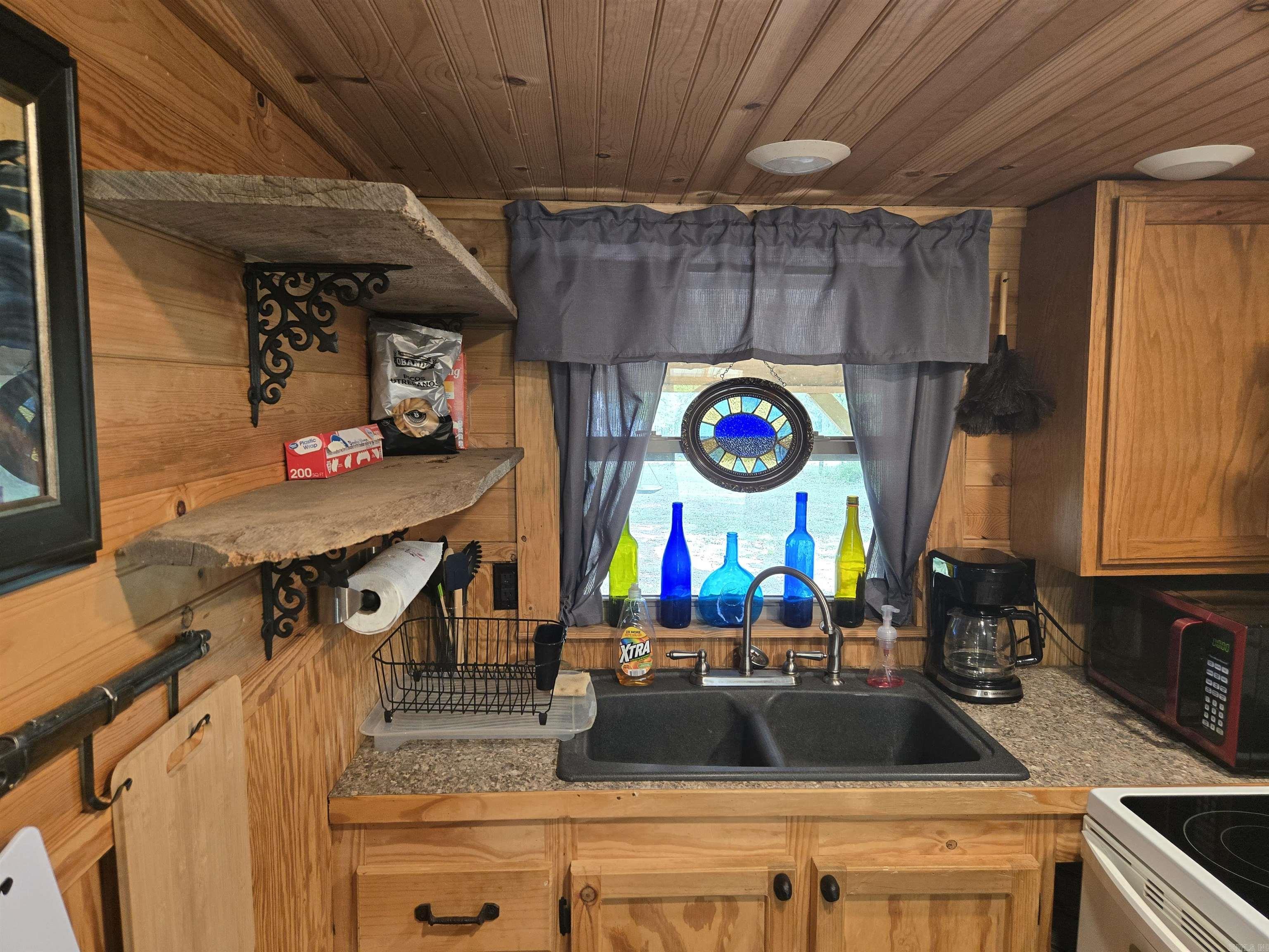 669  cr 3481  Clarksville, AR