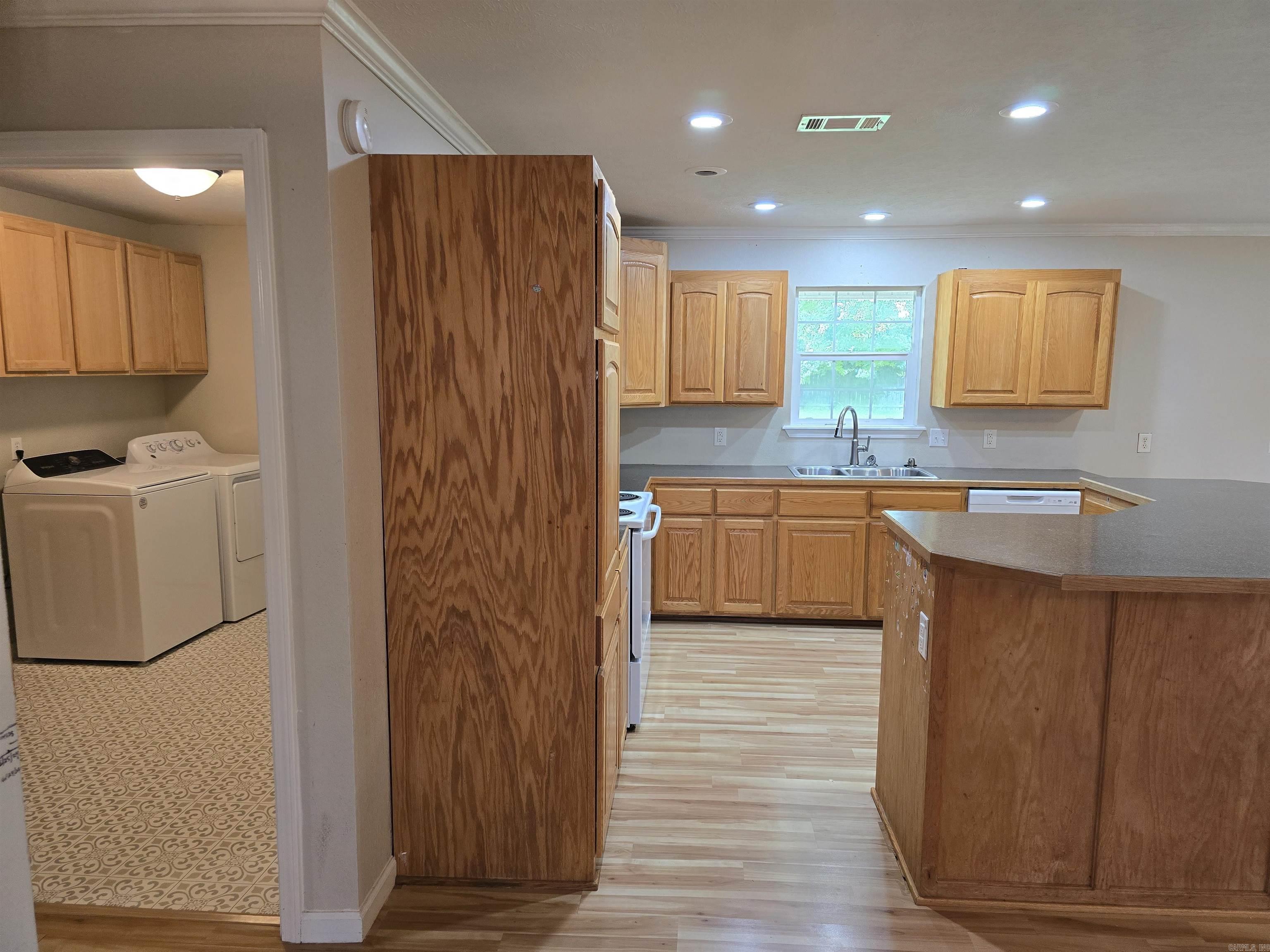 1103 Magnolia Ave  Mena, AR