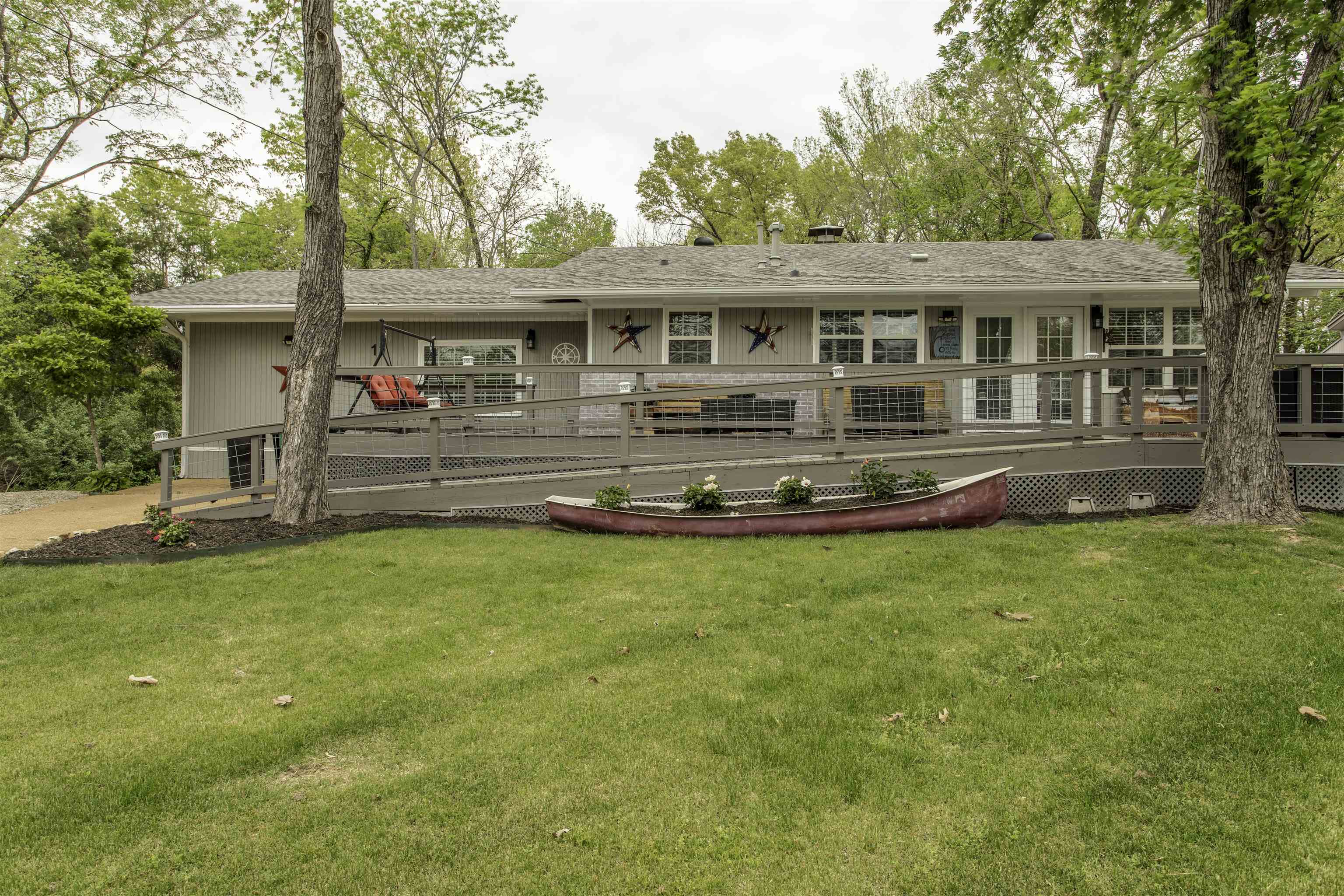 11 Winnebago Circle