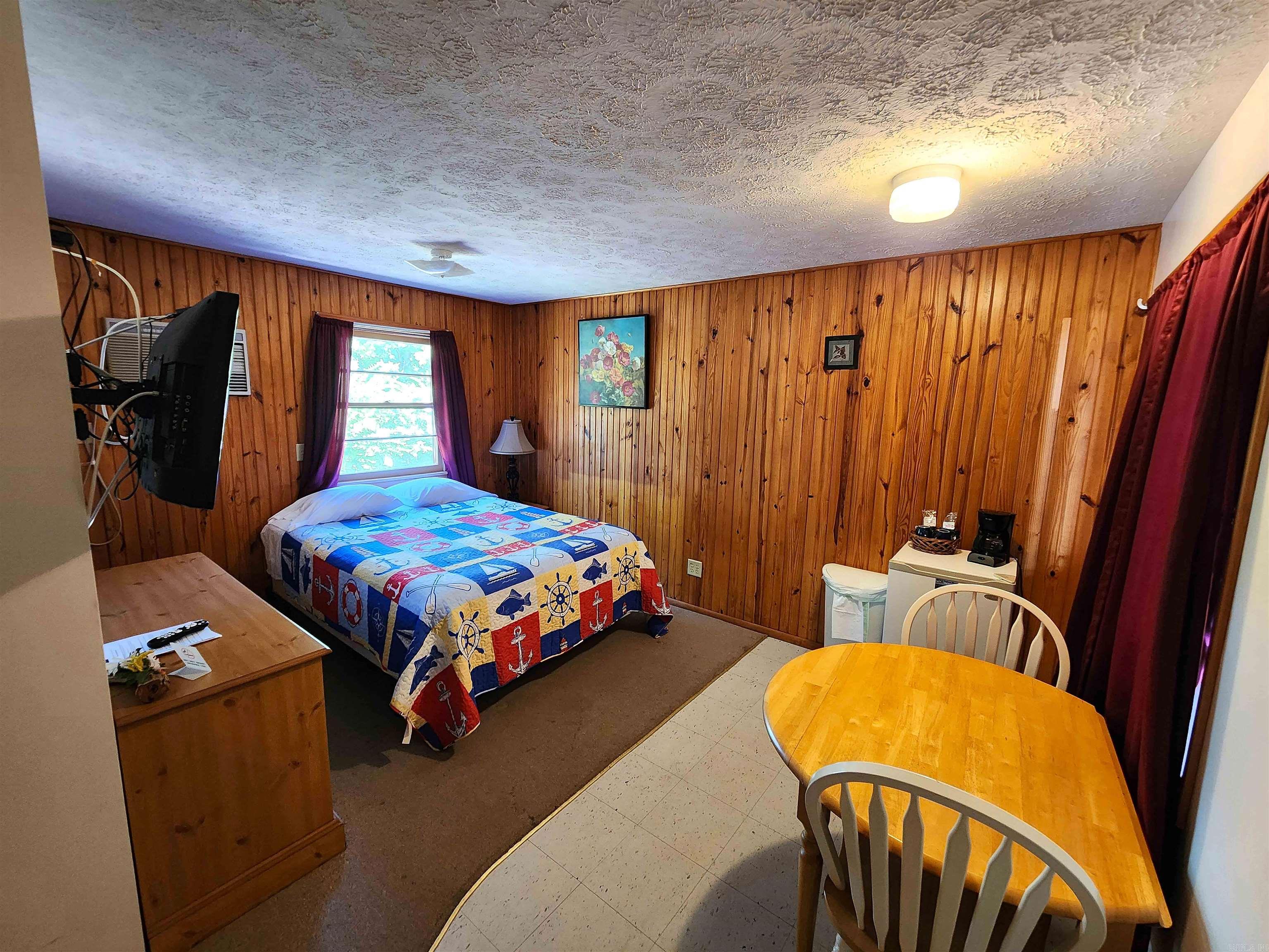 205  pinehurst  Bull Shoals, AR