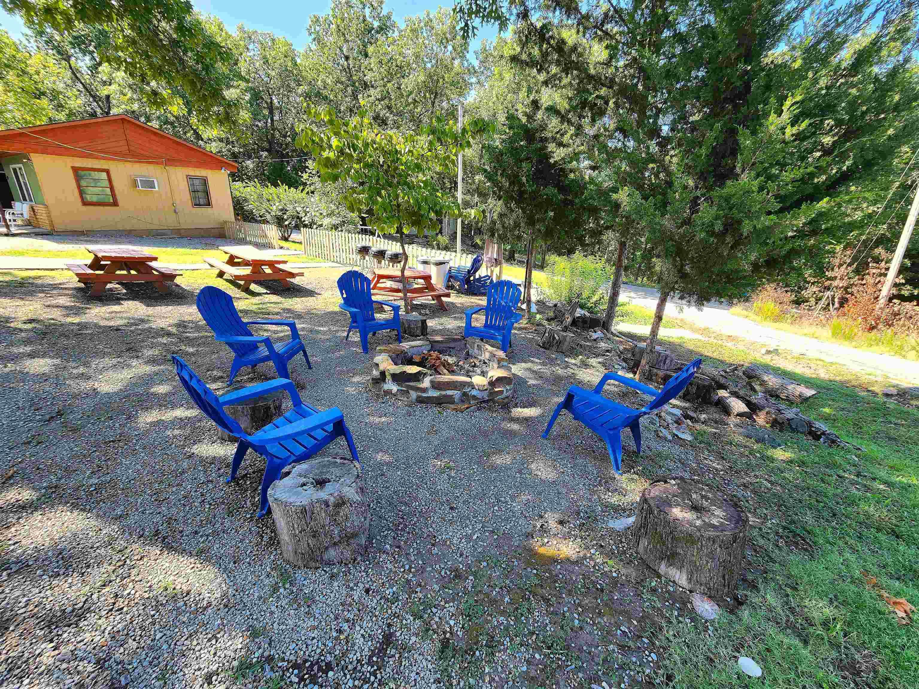 205  pinehurst  Bull Shoals, AR