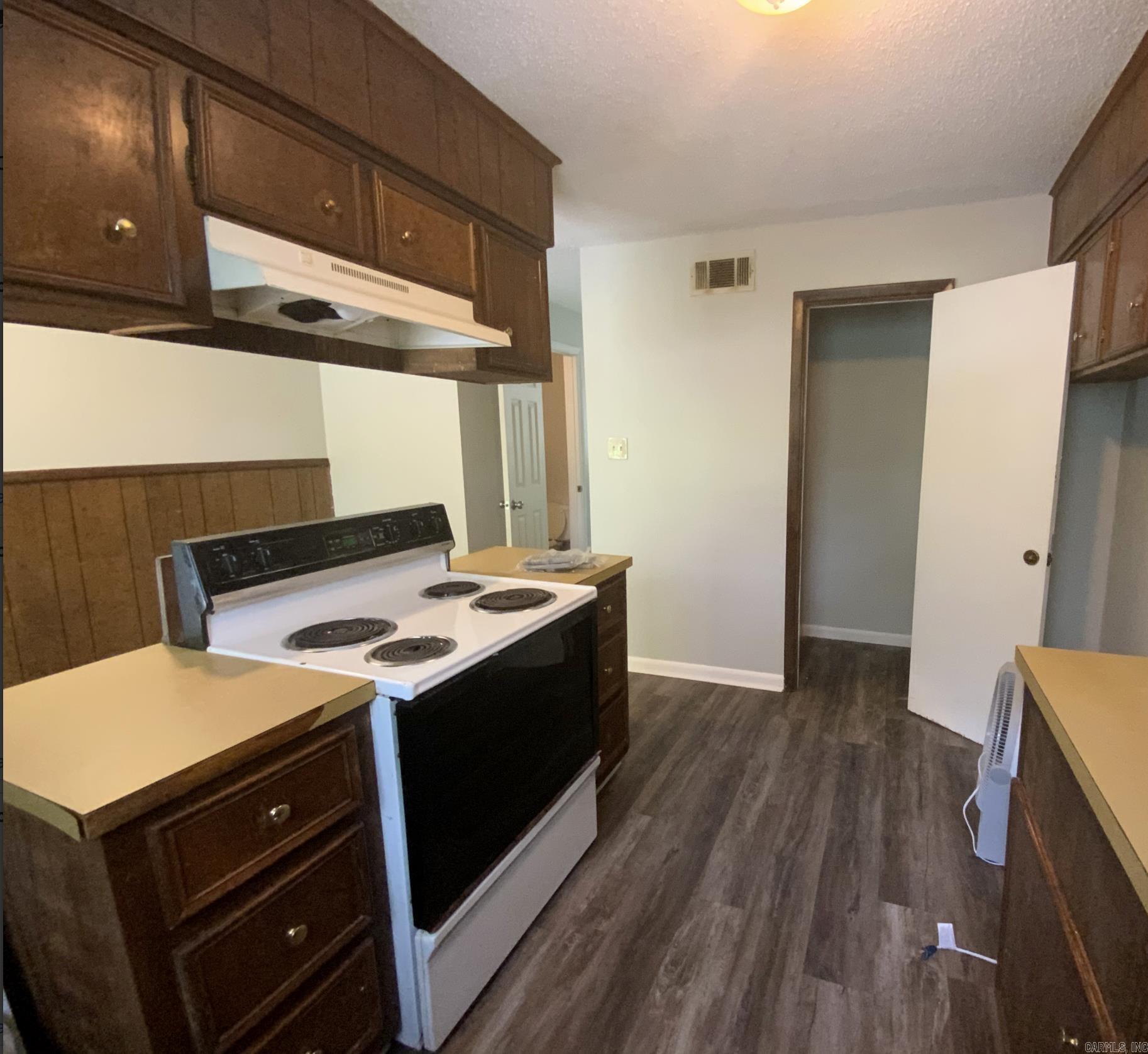8905  Morris Manor  Little Rock, AR