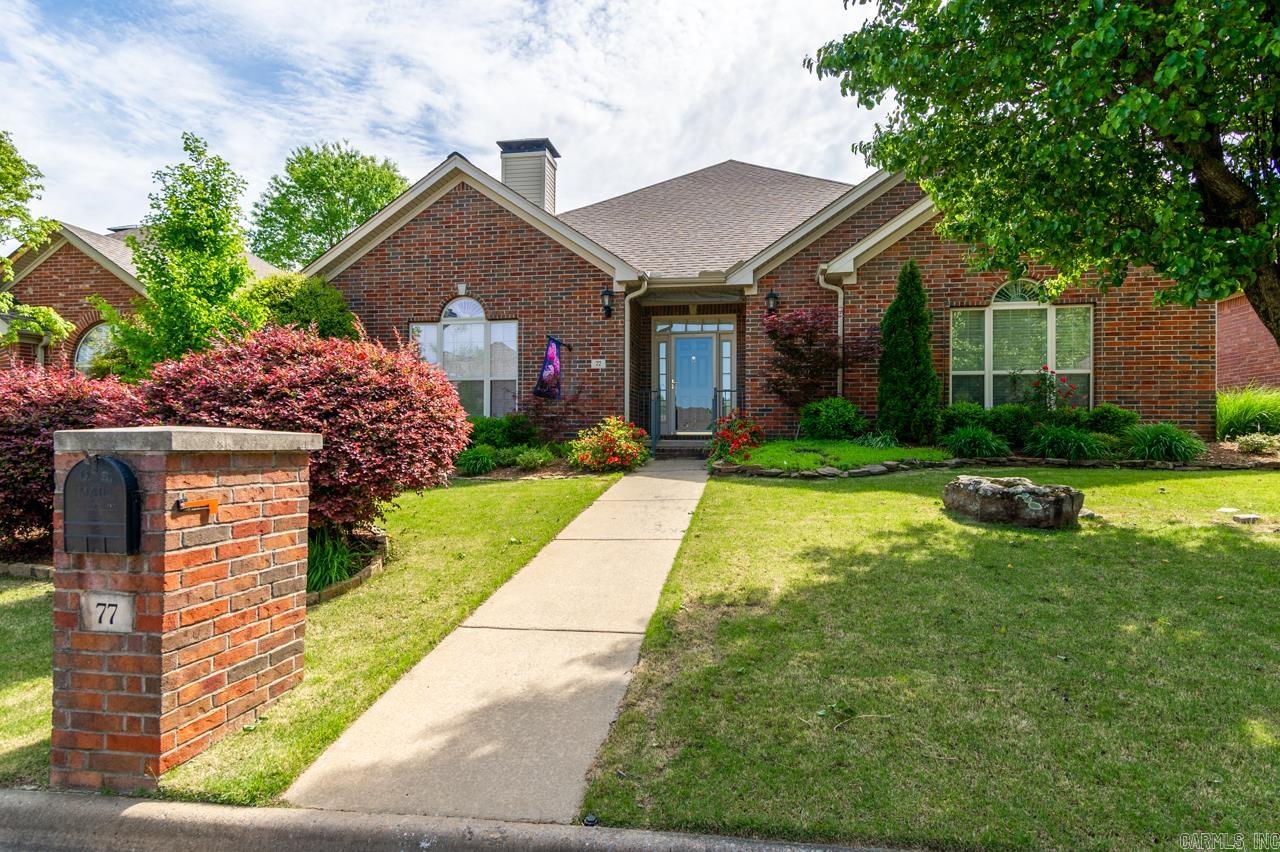 77 Montagne Court