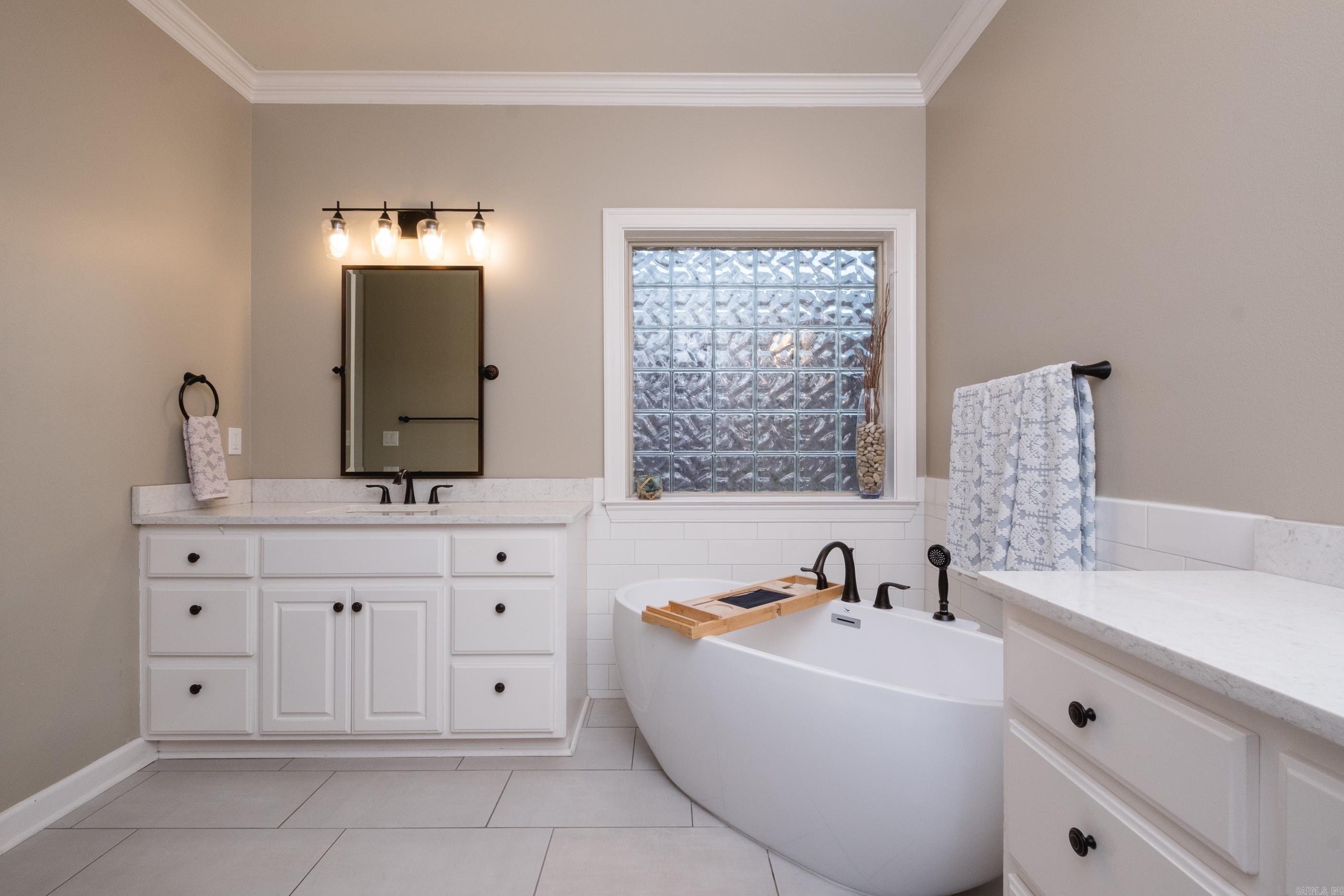 118  Bayonne Cove  Maumelle, AR