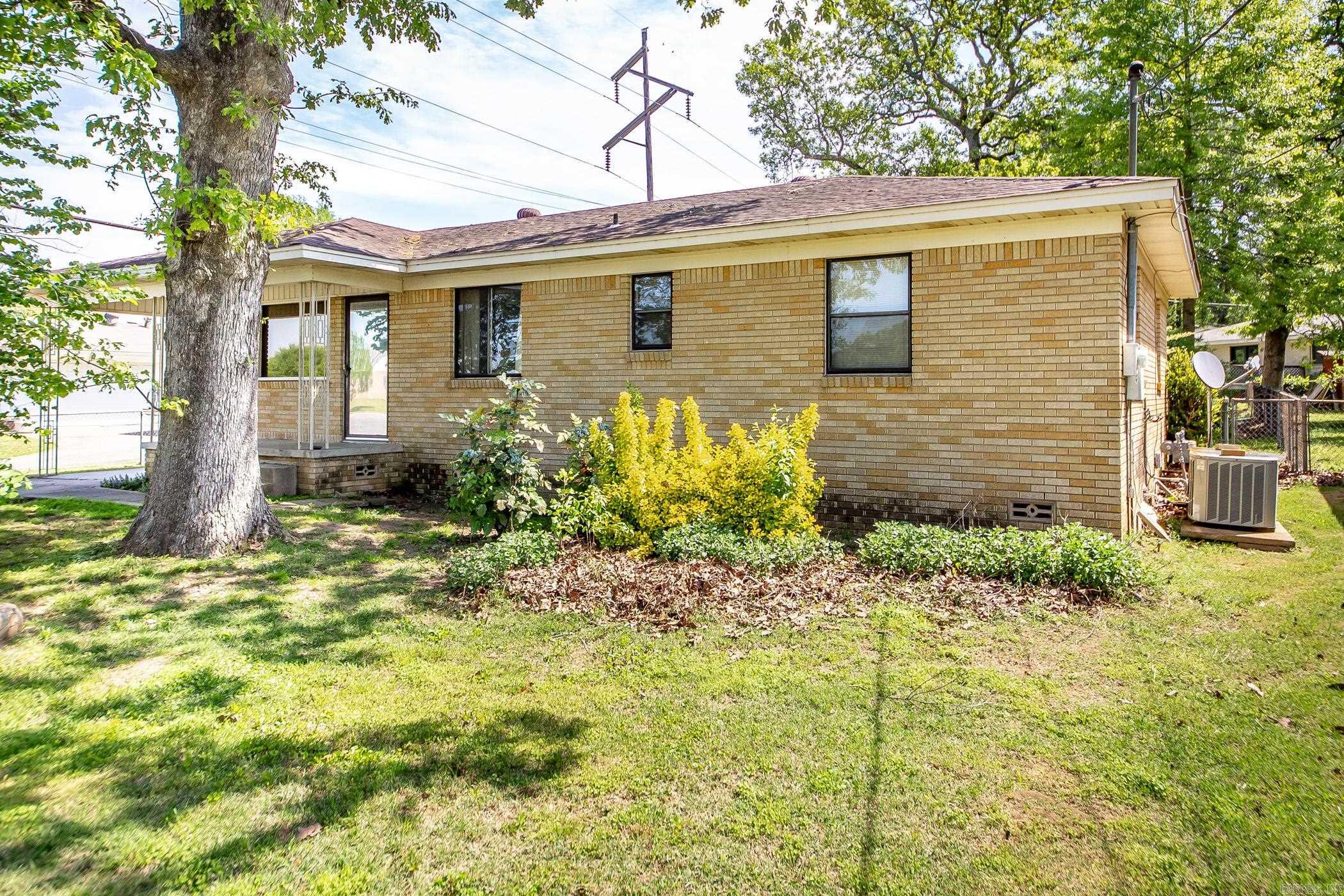 4524 N Olive  North Little Rock, AR