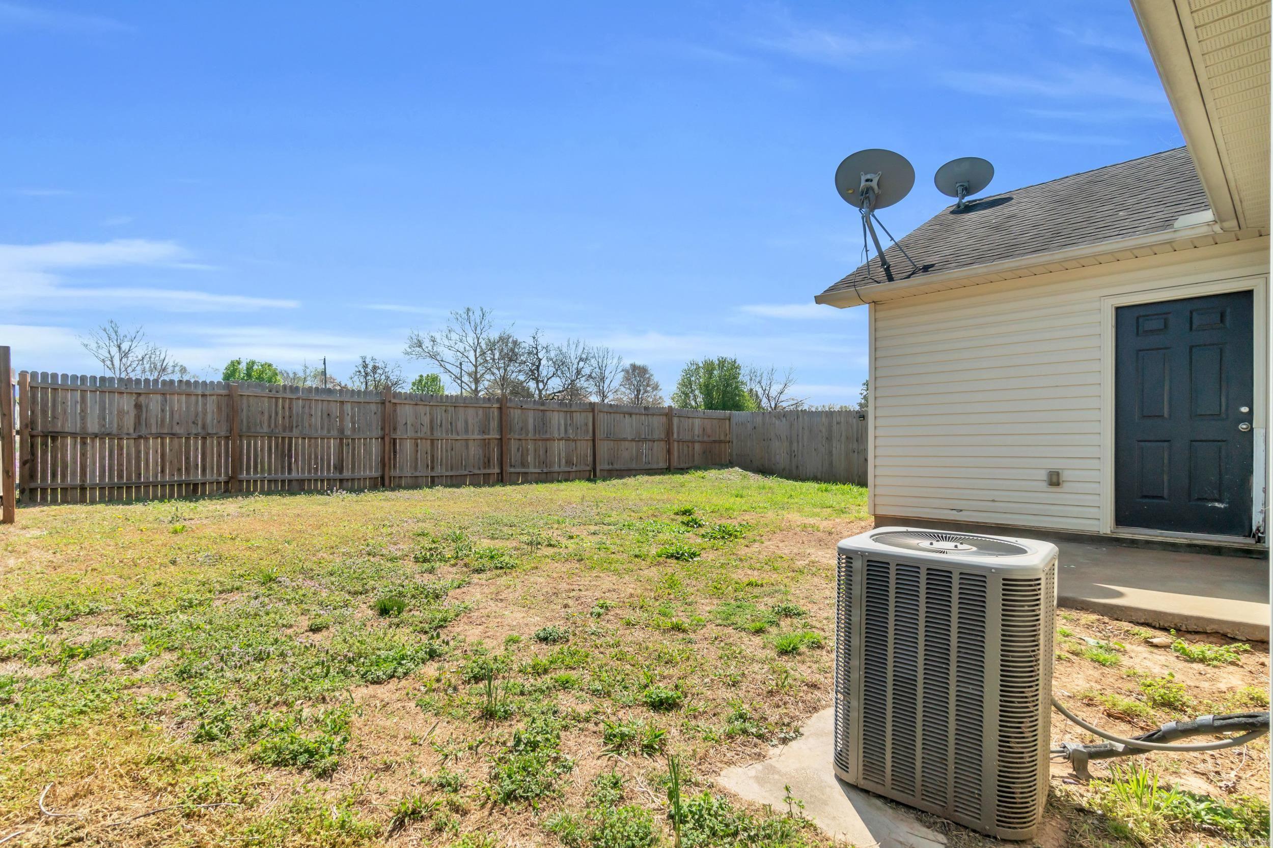 201 N Horn A & B  Letona, AR