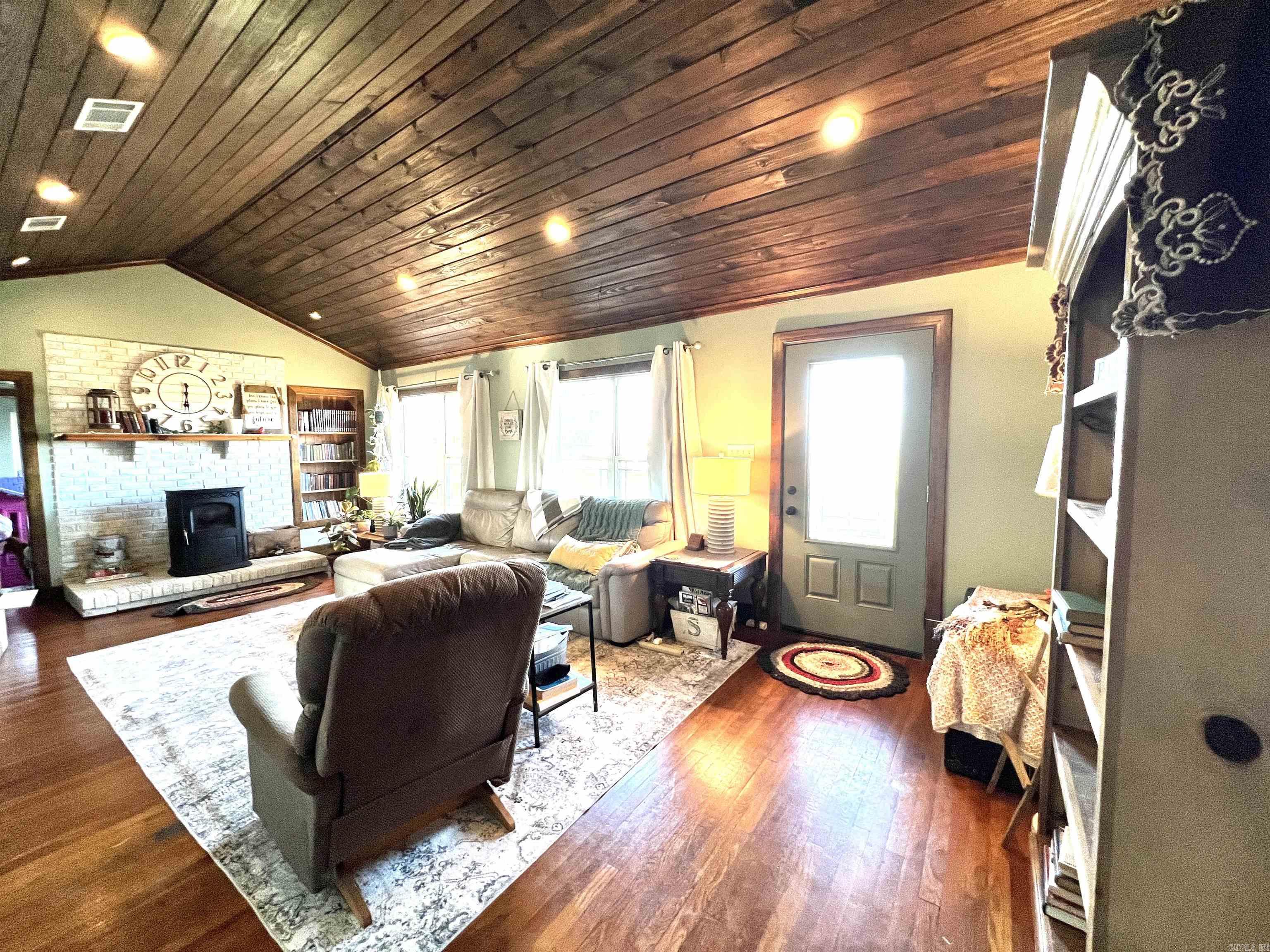 10011 N 293  Dumas, AR