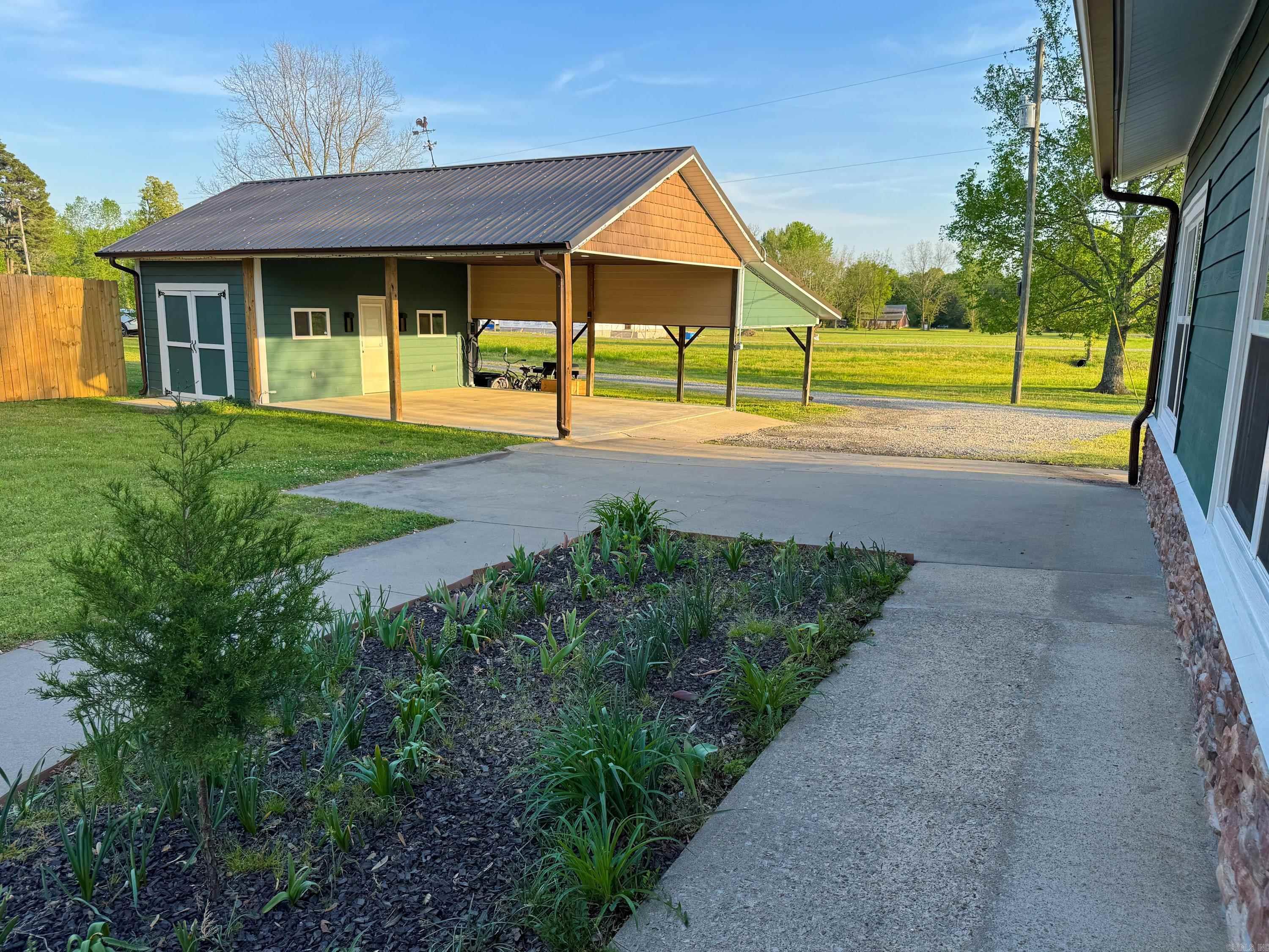 3A N King Drive Greenbrier, AR 72058