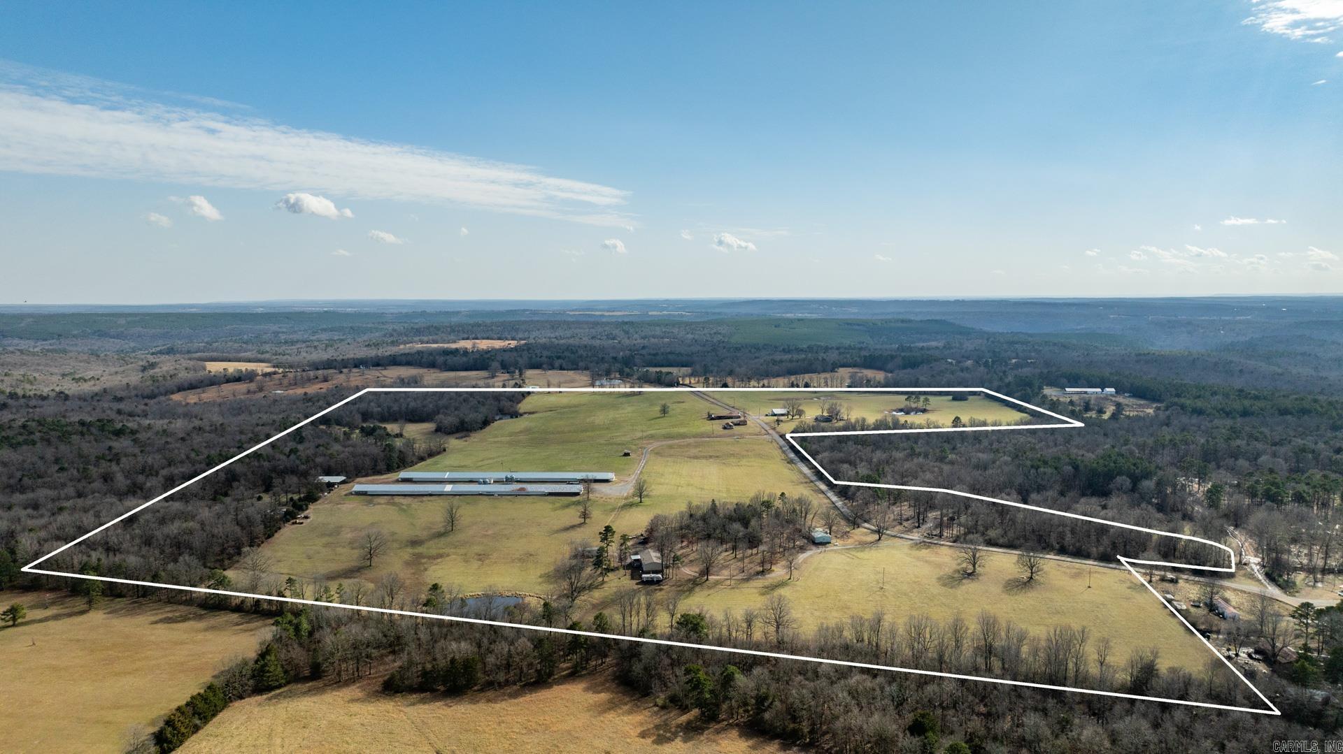 345  Creek  Floral, AR