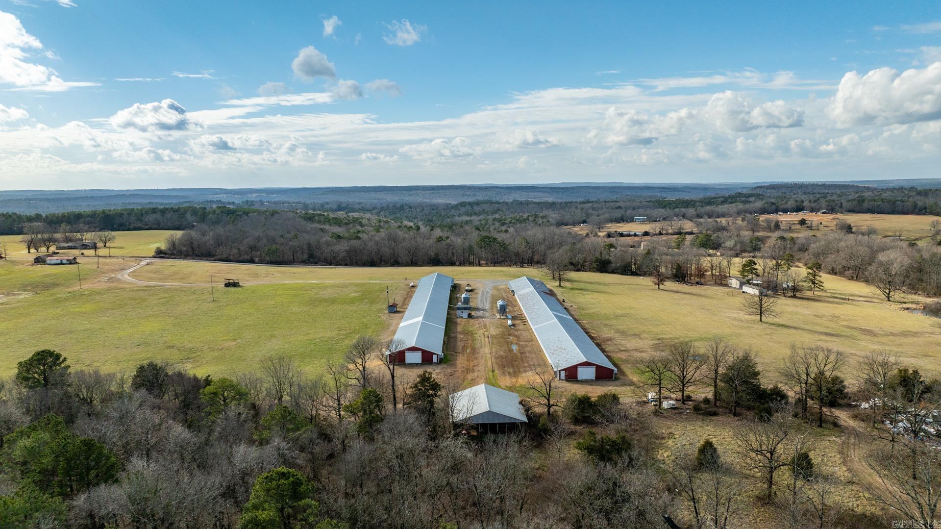 345  Creek  Floral, AR