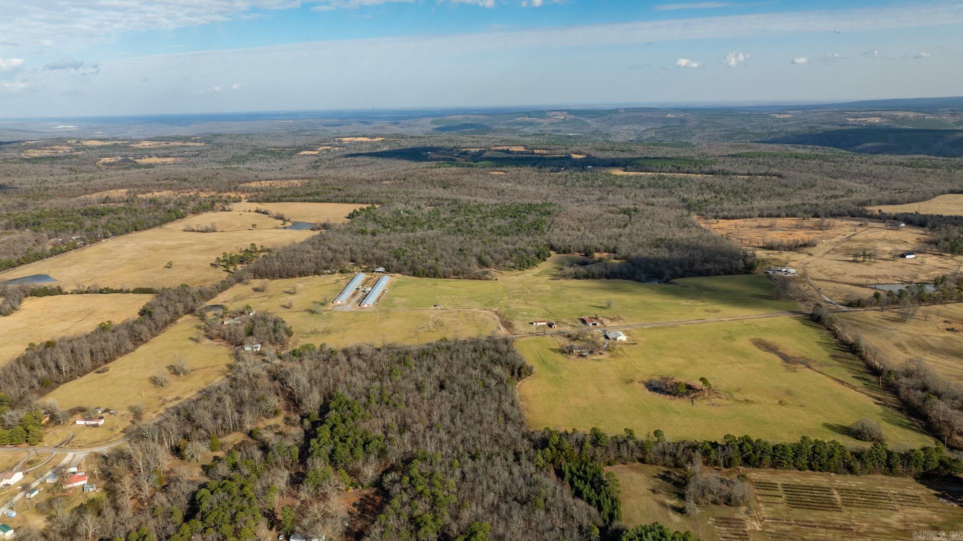 345  Creek  Floral, AR