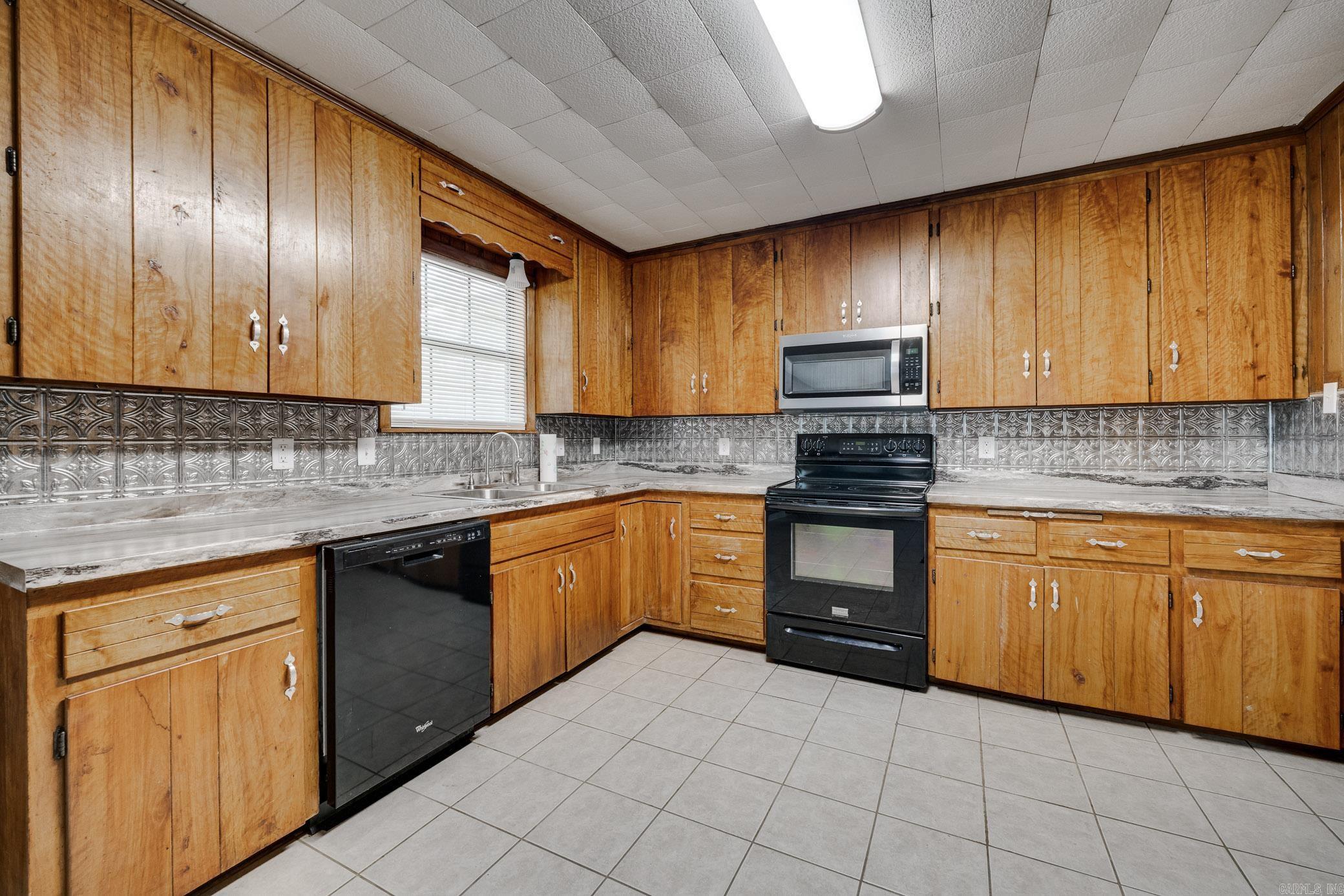 595  CANEY VALLEY DRIVE  Plumerville, AR