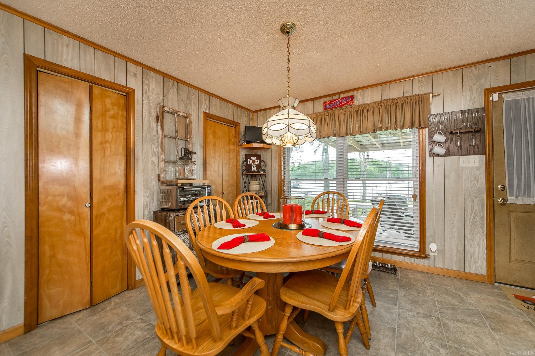 300  Elmwood  Hot Springs, AR