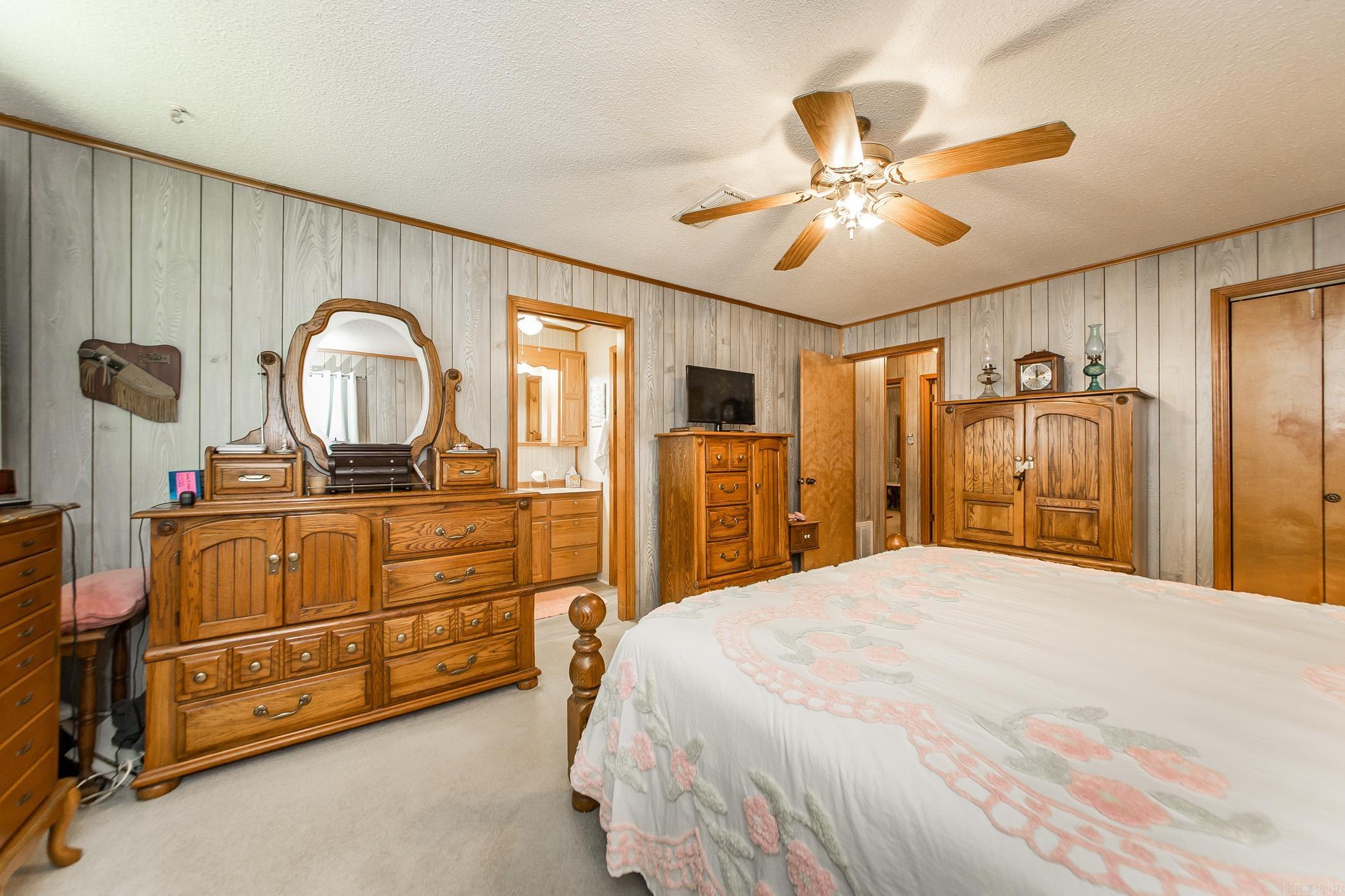 300  Elmwood  Hot Springs, AR