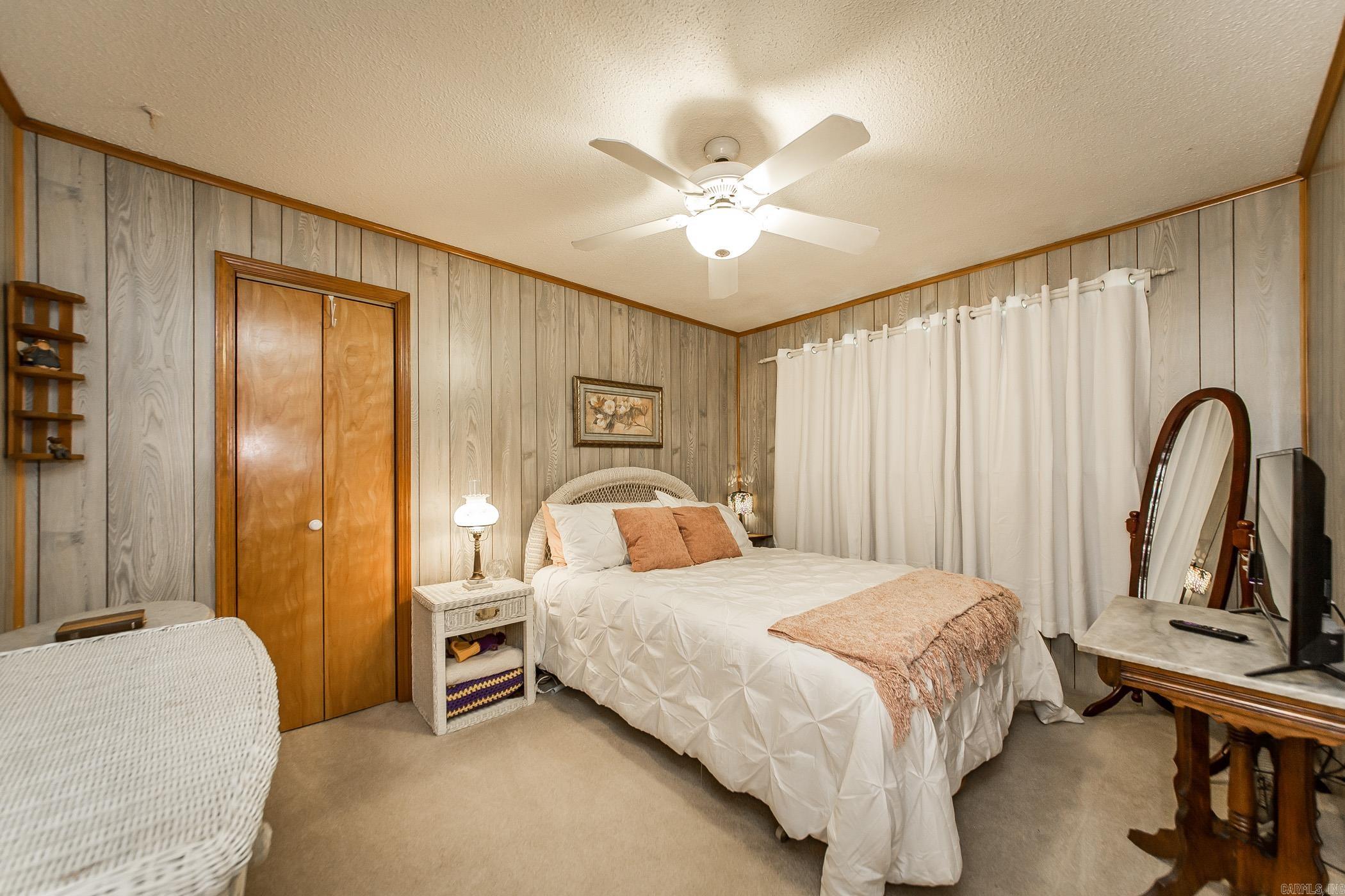 300  Elmwood  Hot Springs, AR