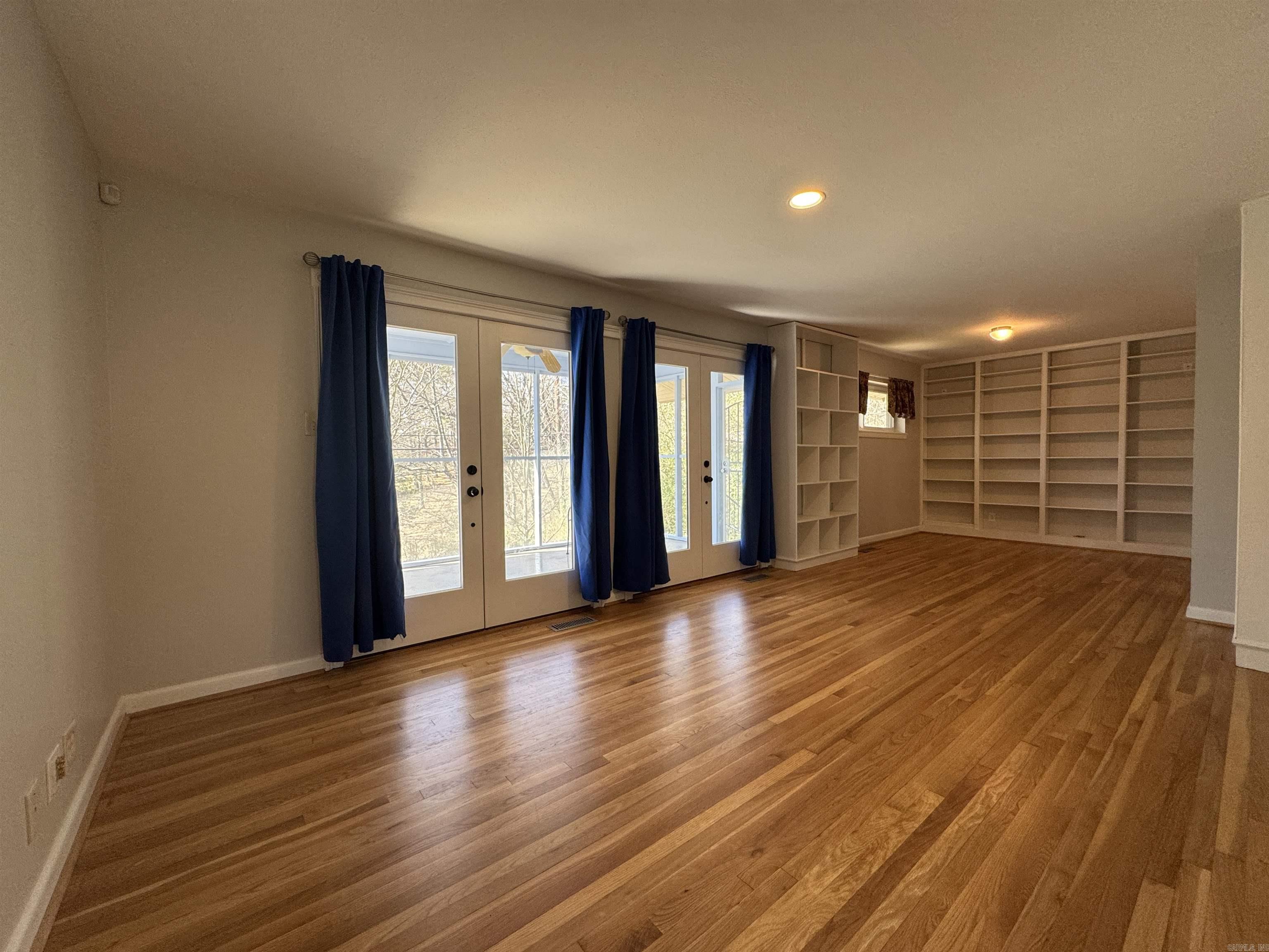 21  Belmont  Little Rock, AR