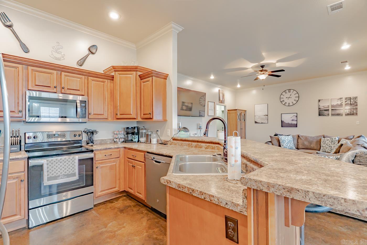 6037  Beaver Creek LN  Jones Creek, AR