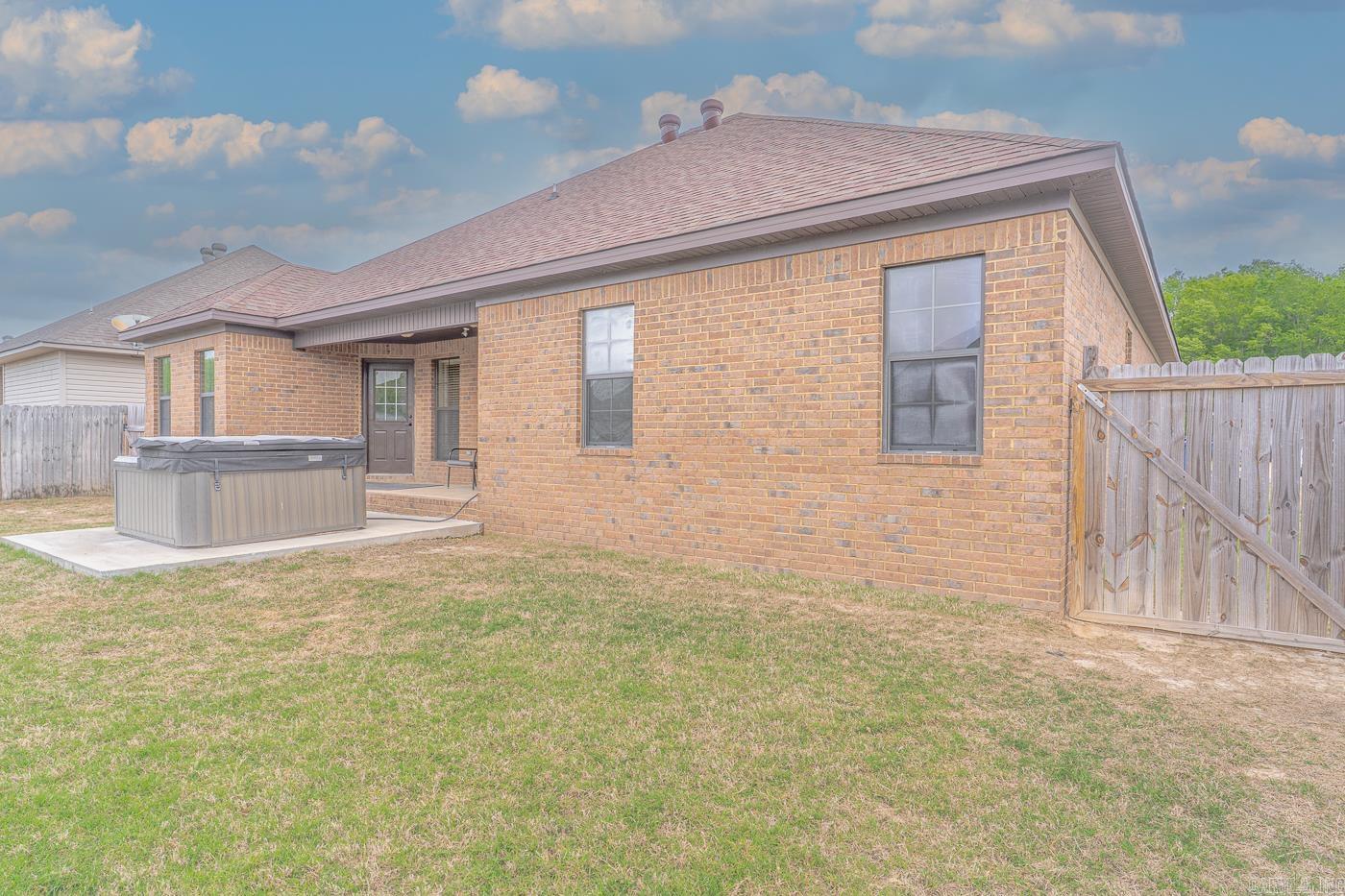 6037  Beaver Creek LN  Jones Creek, AR