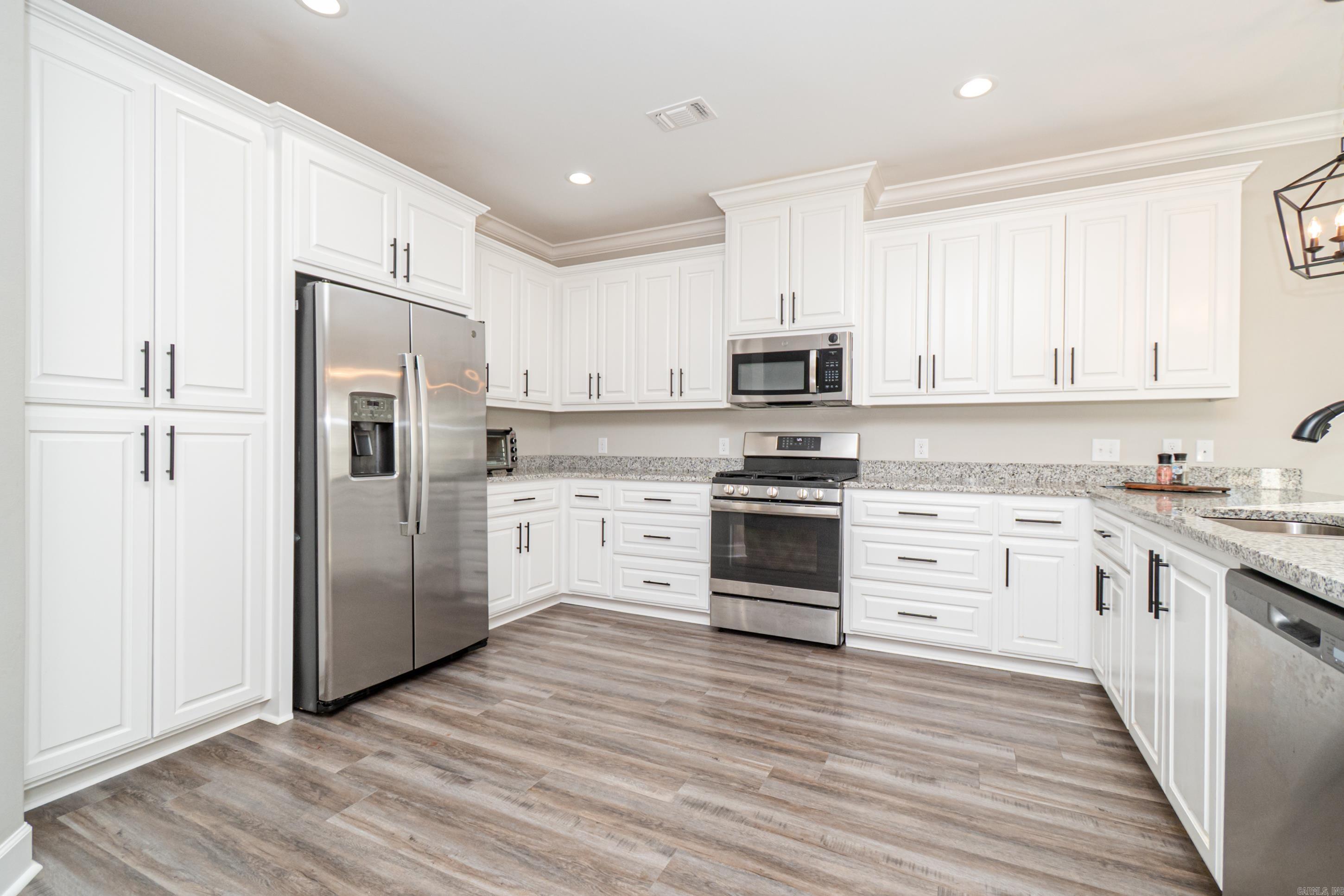 158 Oak Hill Circle El Dorado, AR 71730