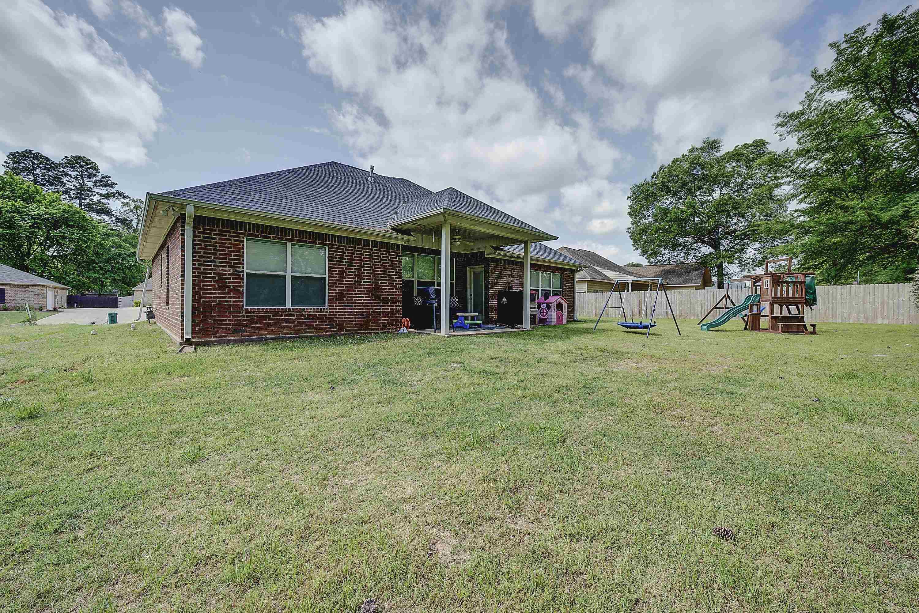 6908  Woodmere Ct  Texarkana, TX