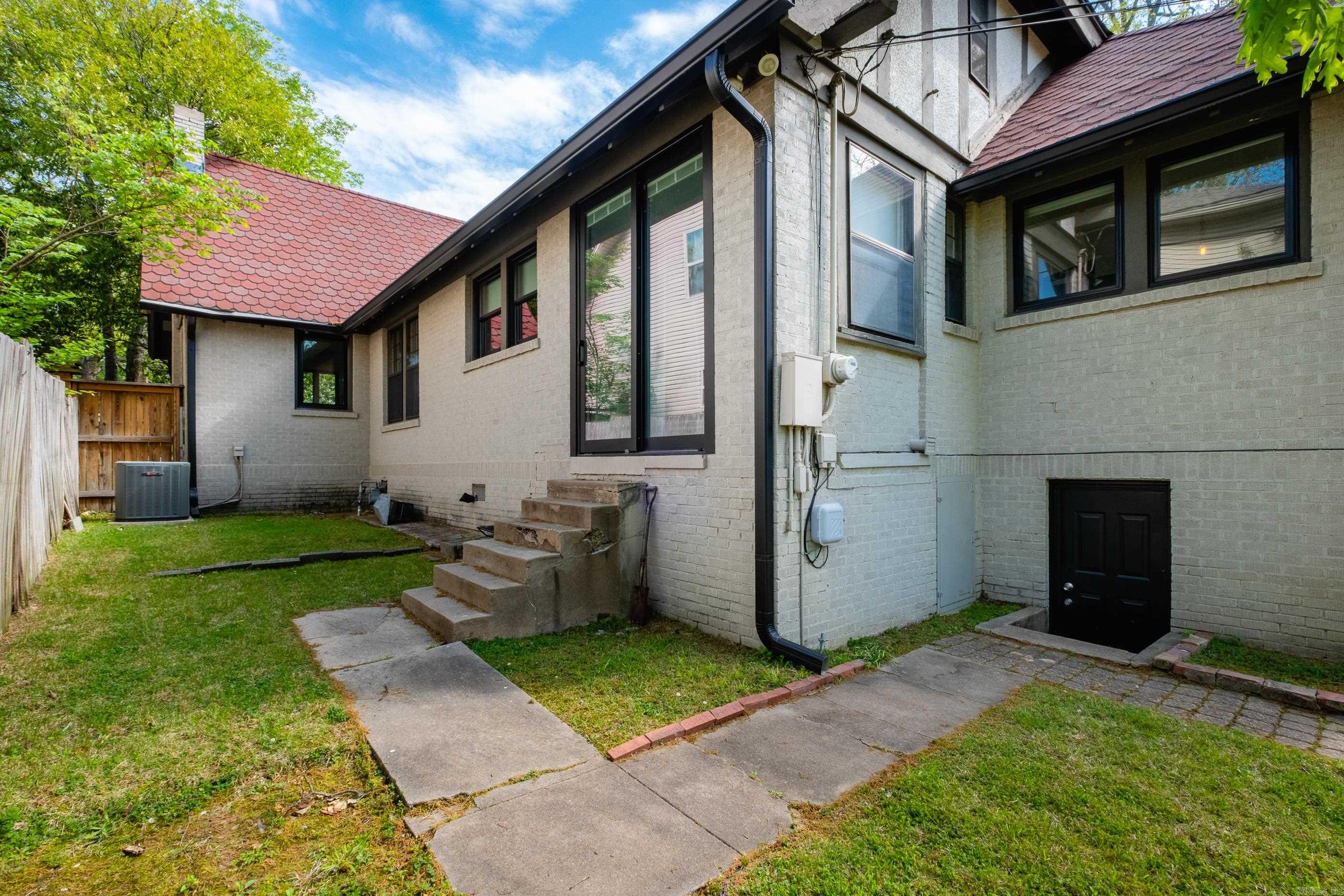 5135  Cantrell  Little Rock, AR