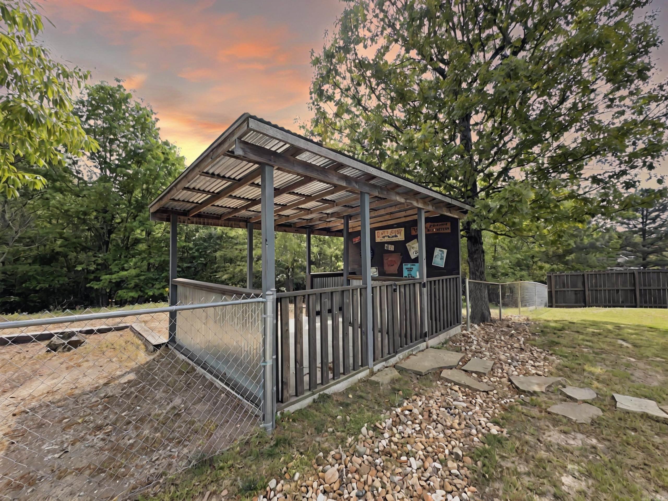 10163  salina dr  Benton, AR