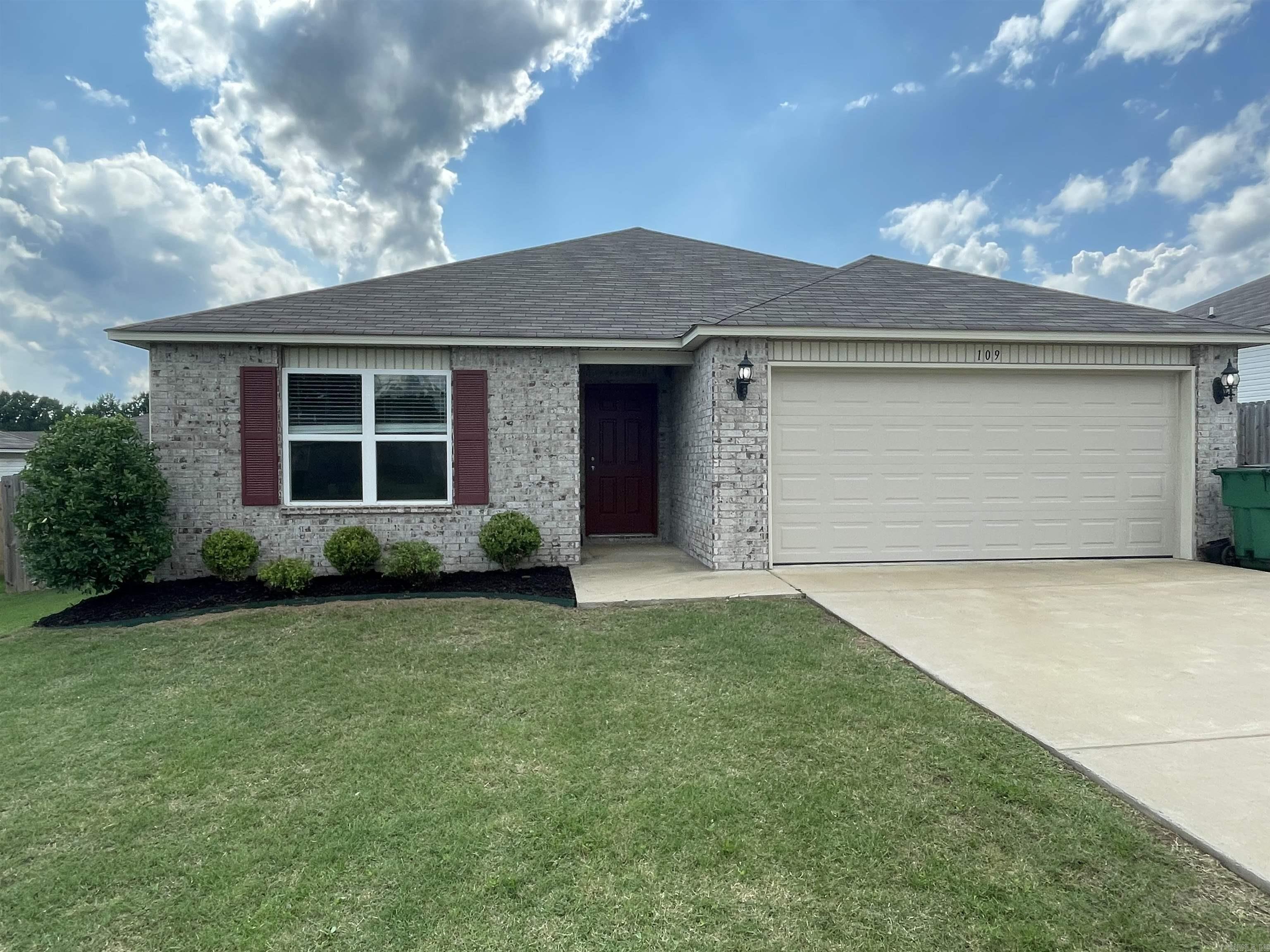 109 Goldenrod  Beebe, AR
