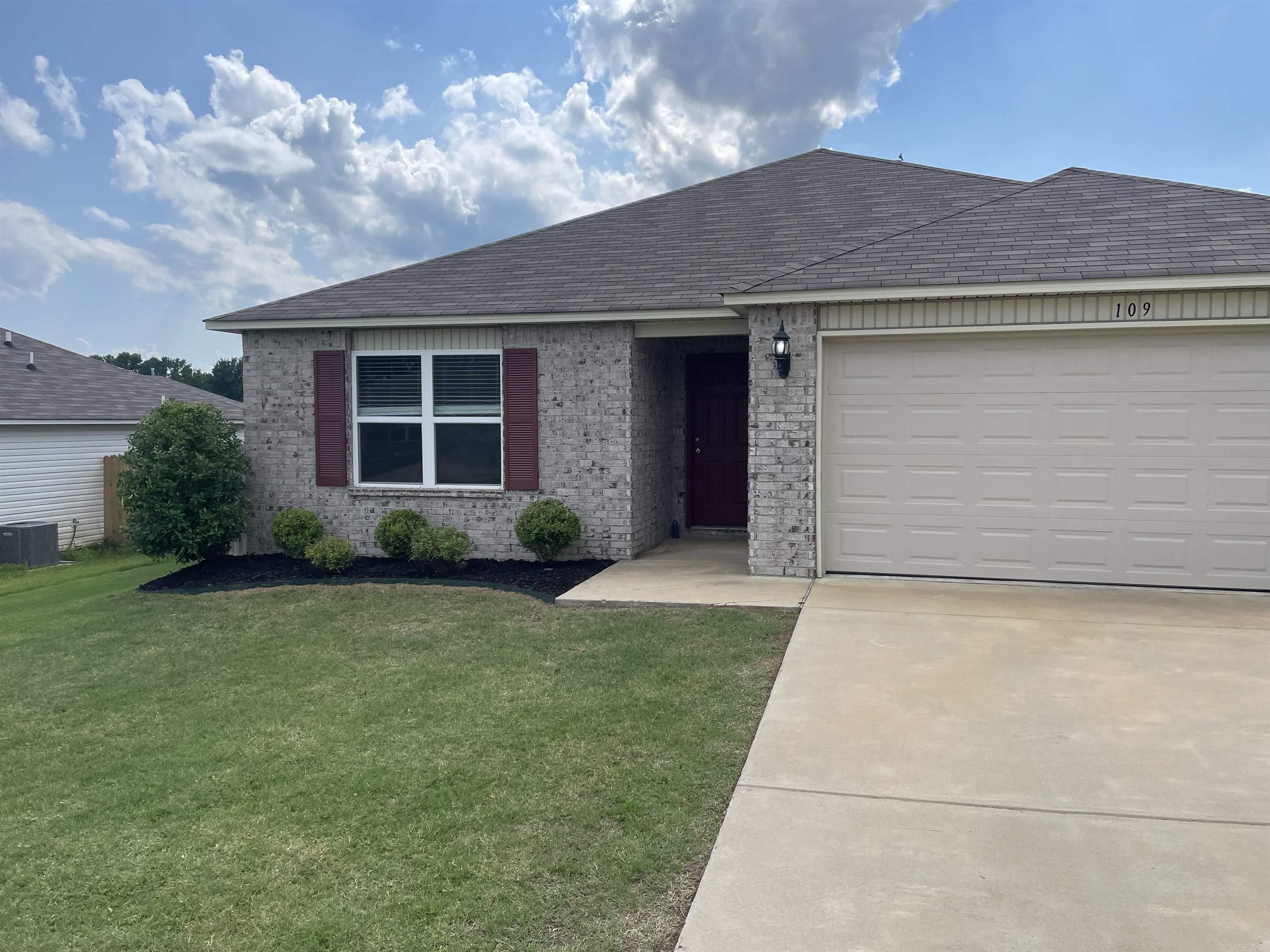 109 Goldenrod  Beebe, AR