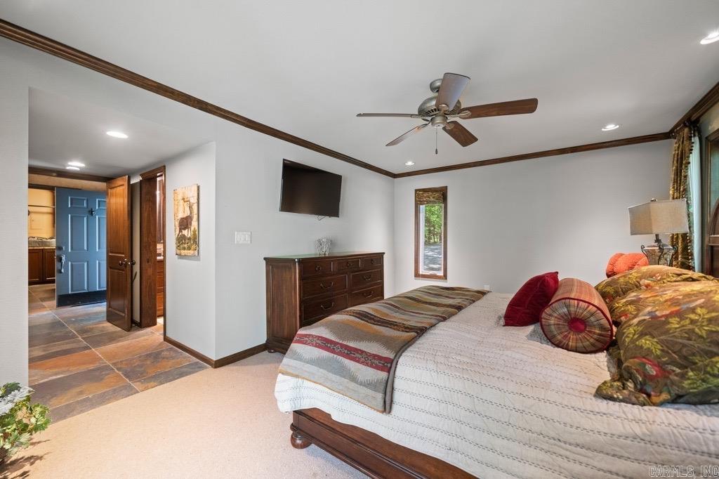 138  Silver Point  Mount Ida, AR