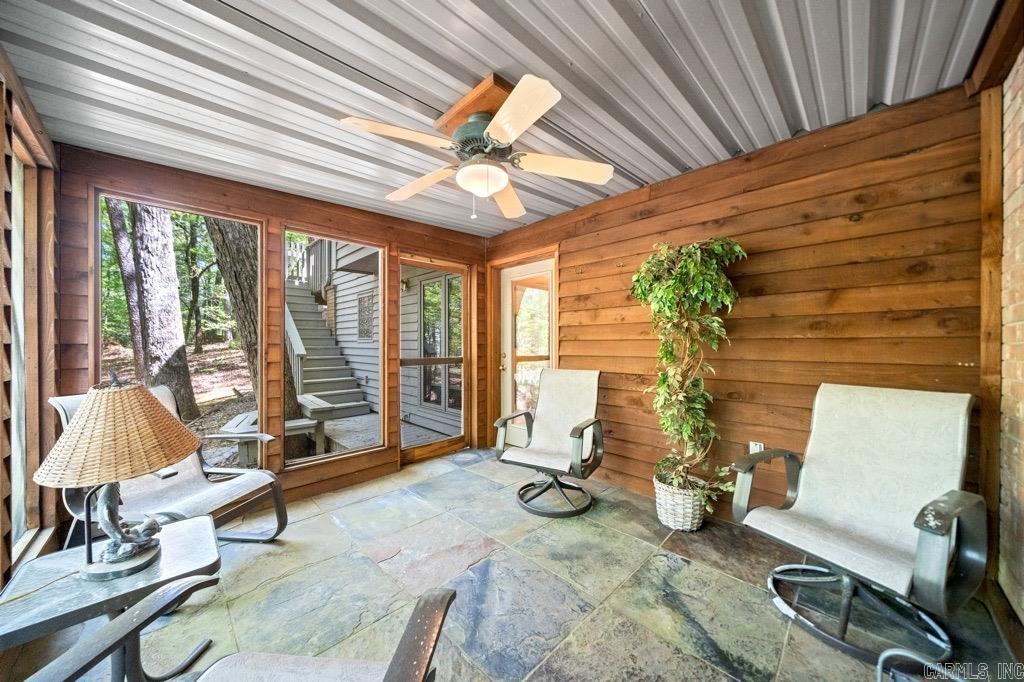 138  Silver Point  Mount Ida, AR