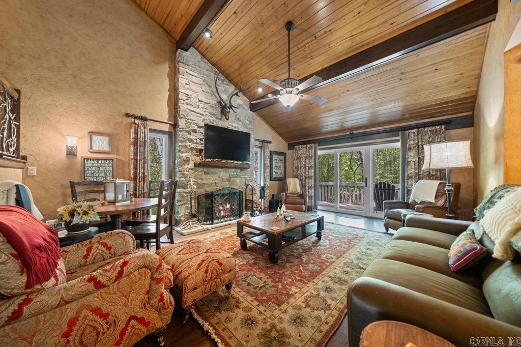 138  Silver Point  Mount Ida, AR