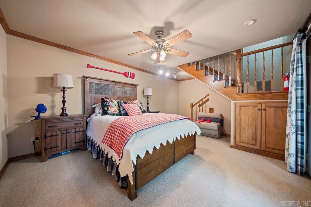 138  Silver Point  Mount Ida, AR