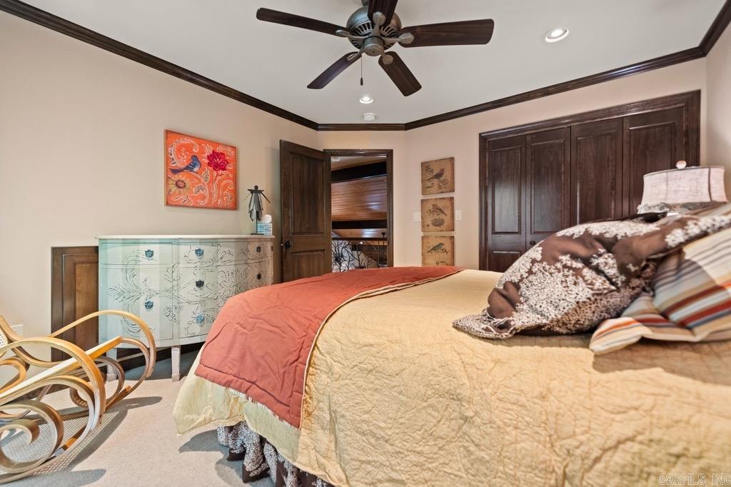 138  Silver Point  Mount Ida, AR