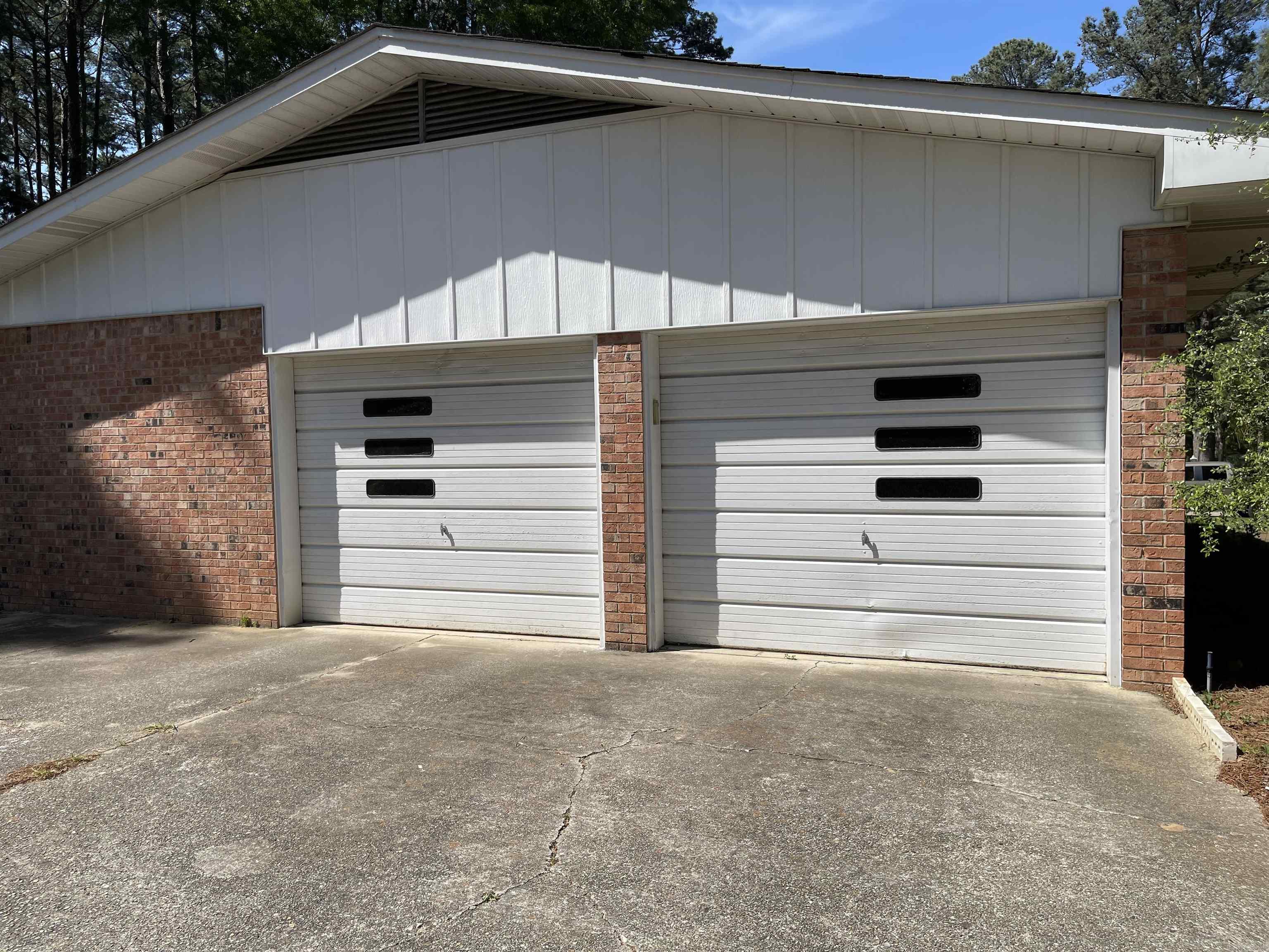1206  Linwood  El Dorado, AR