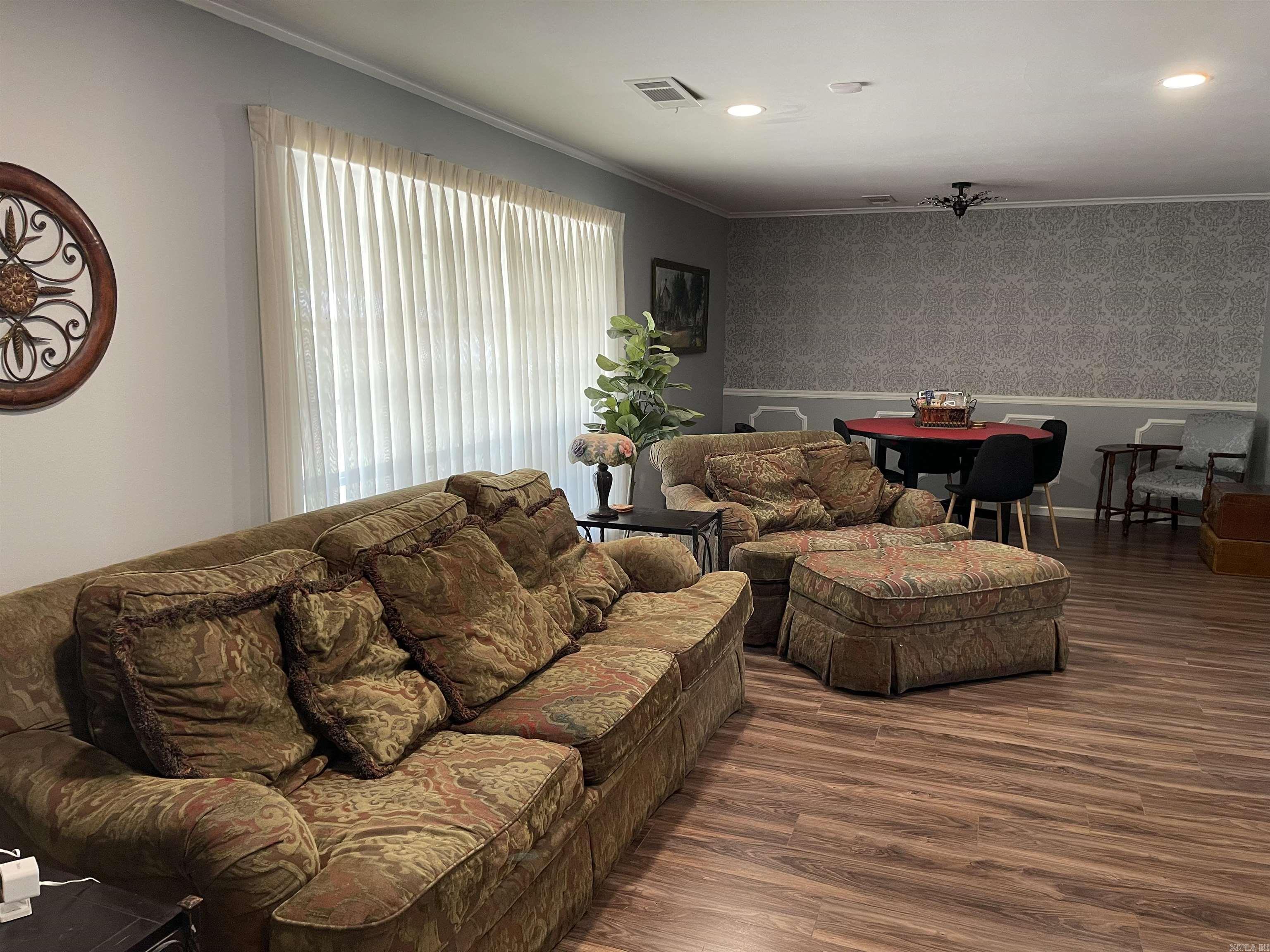 1206  Linwood  El Dorado, AR