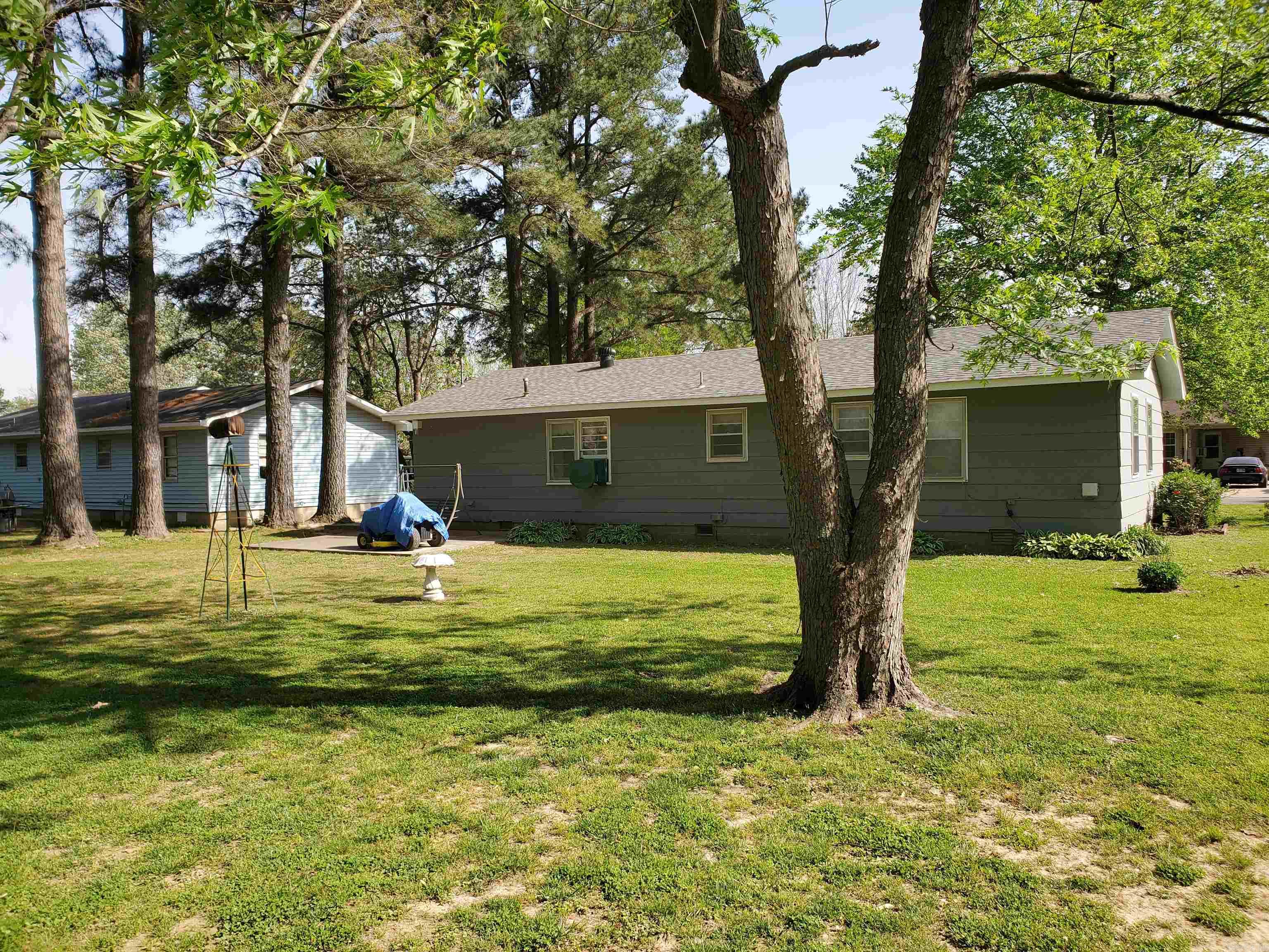 792 E Miller  Piggott, AR